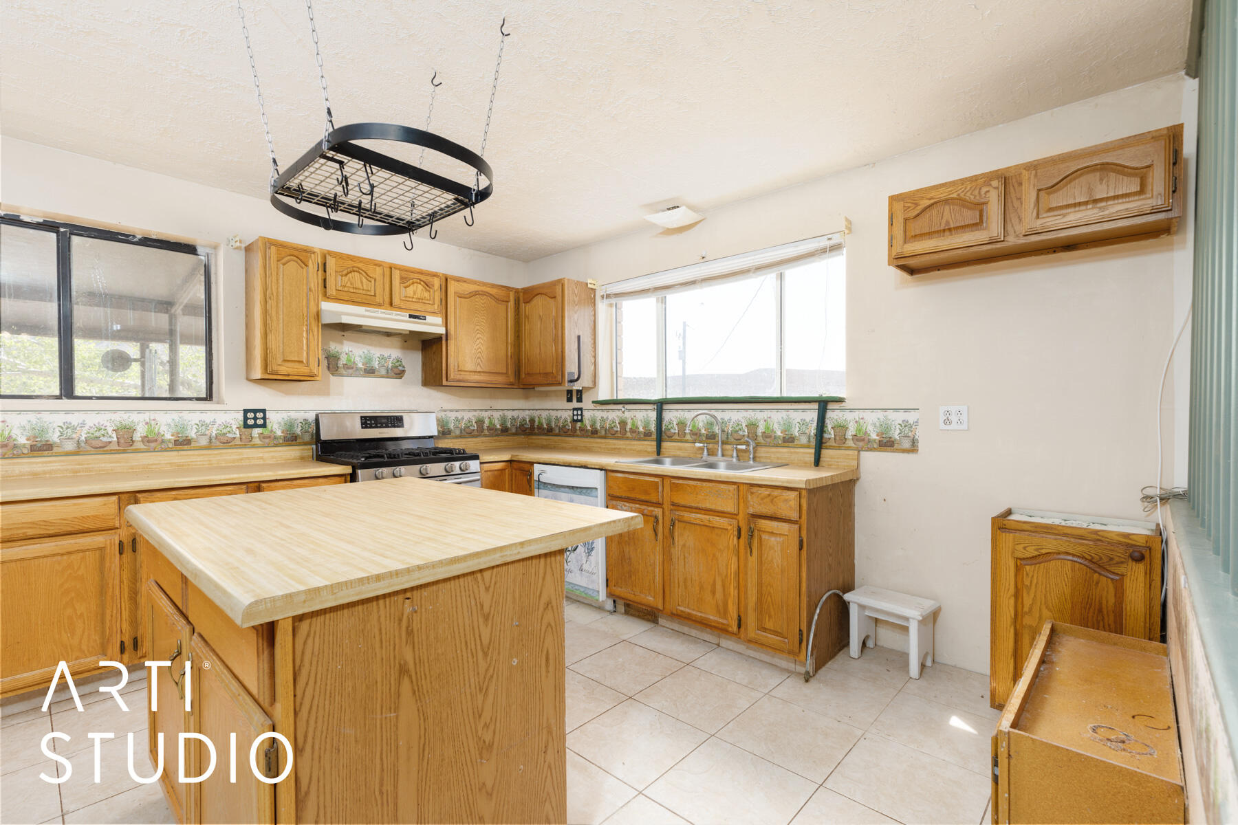 VIRGIN TOWNSITE - Residential