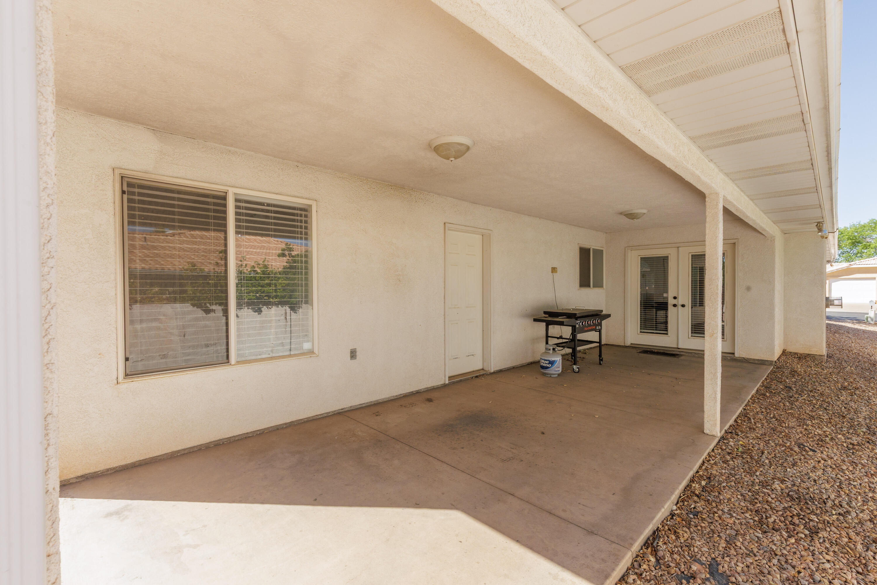 BLOOMINGTON HILLS - Residential