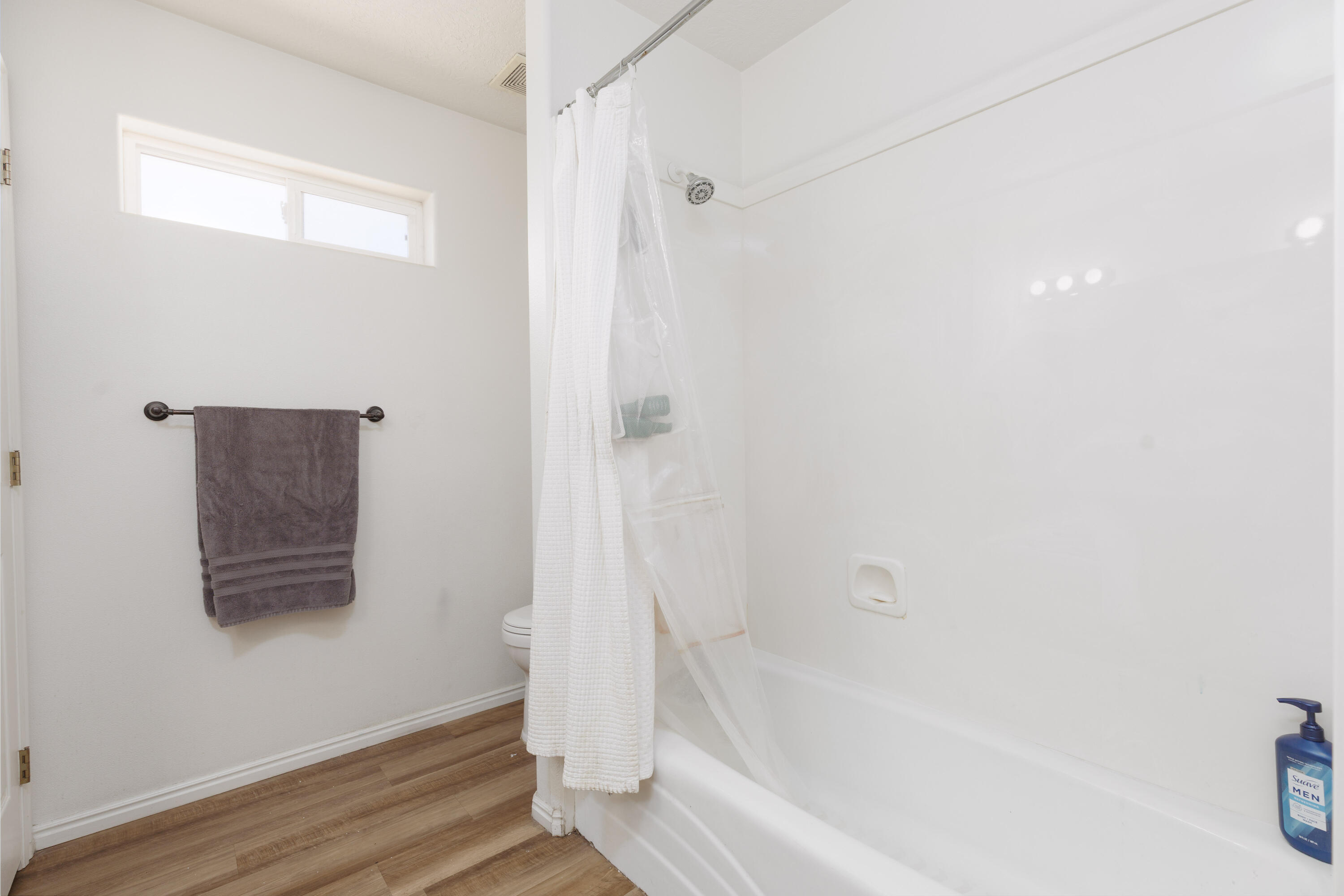 BLOOMINGTON HILLS - Residential