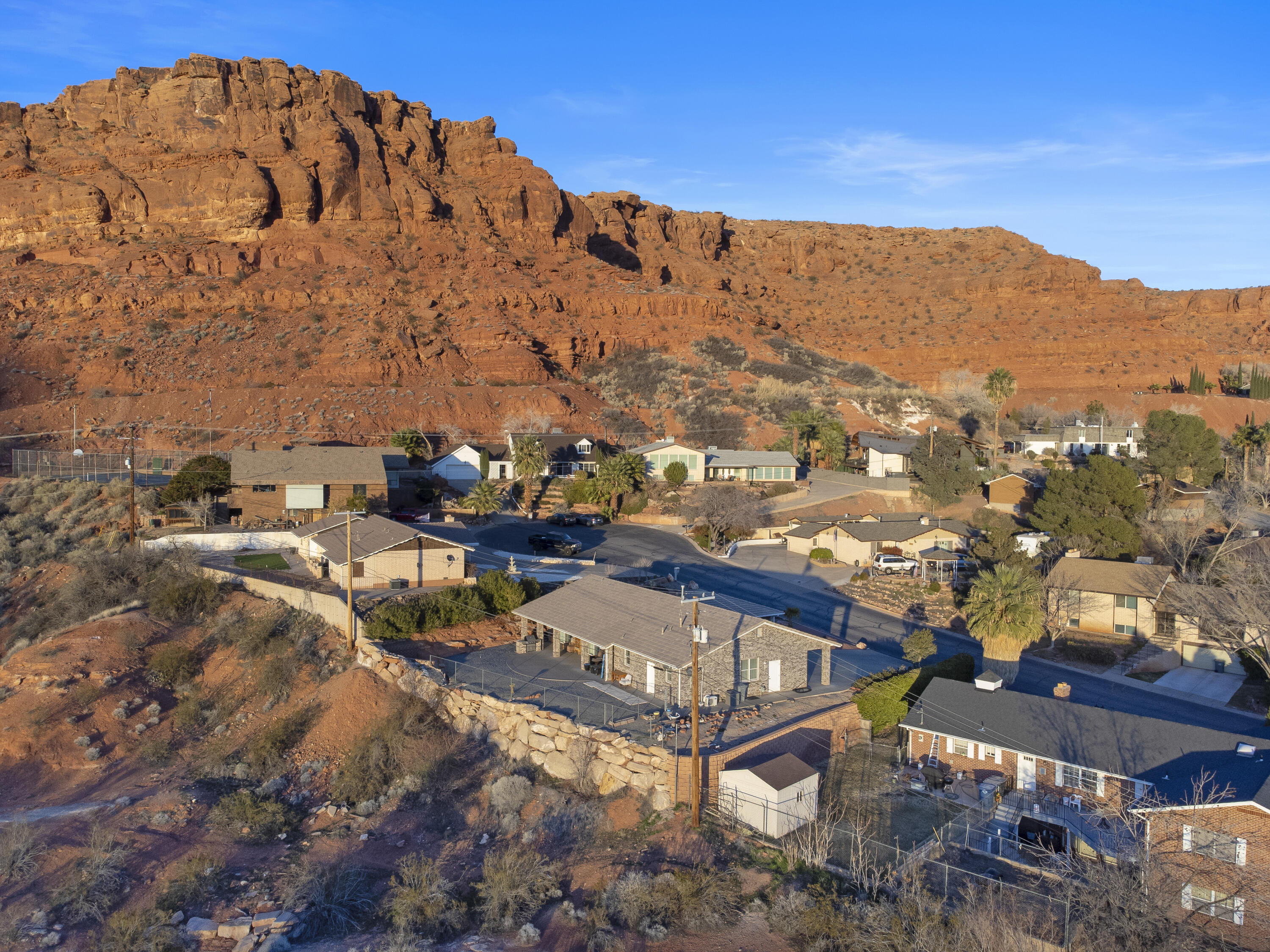 SANDSTONE TERRACE - Residential