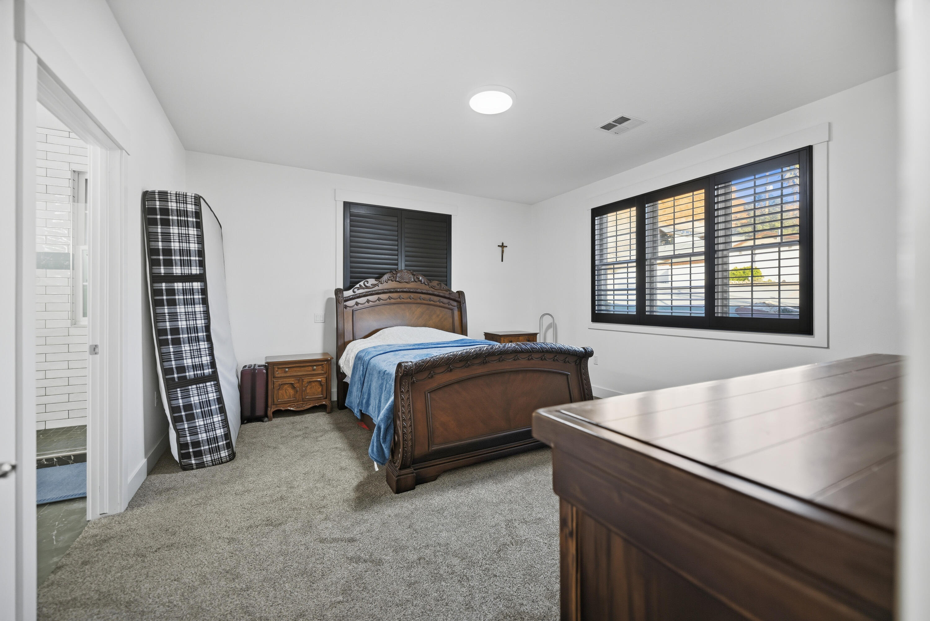 SANDSTONE TERRACE - Residential