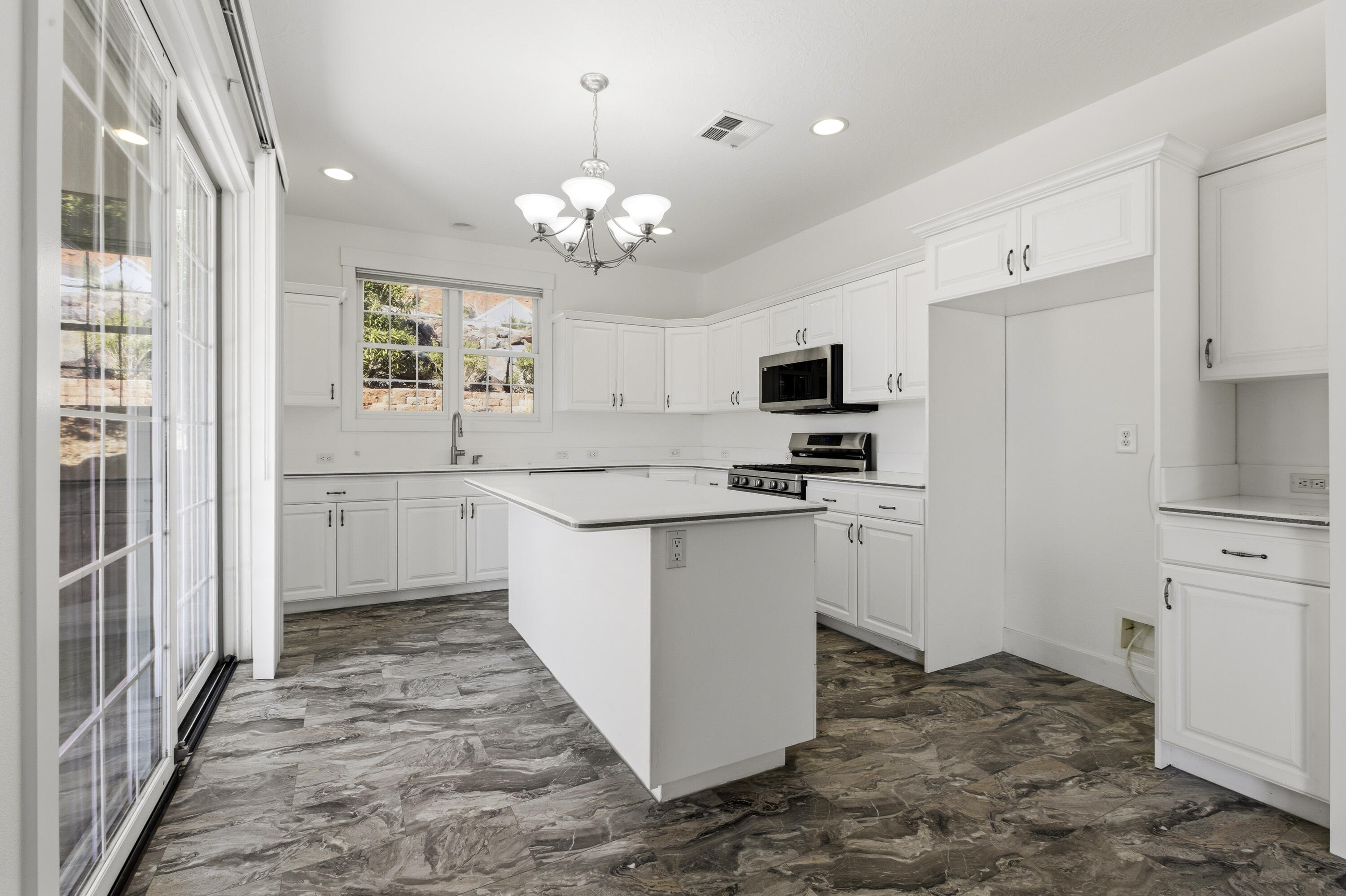 SANDSTONE TERRACE - Residential