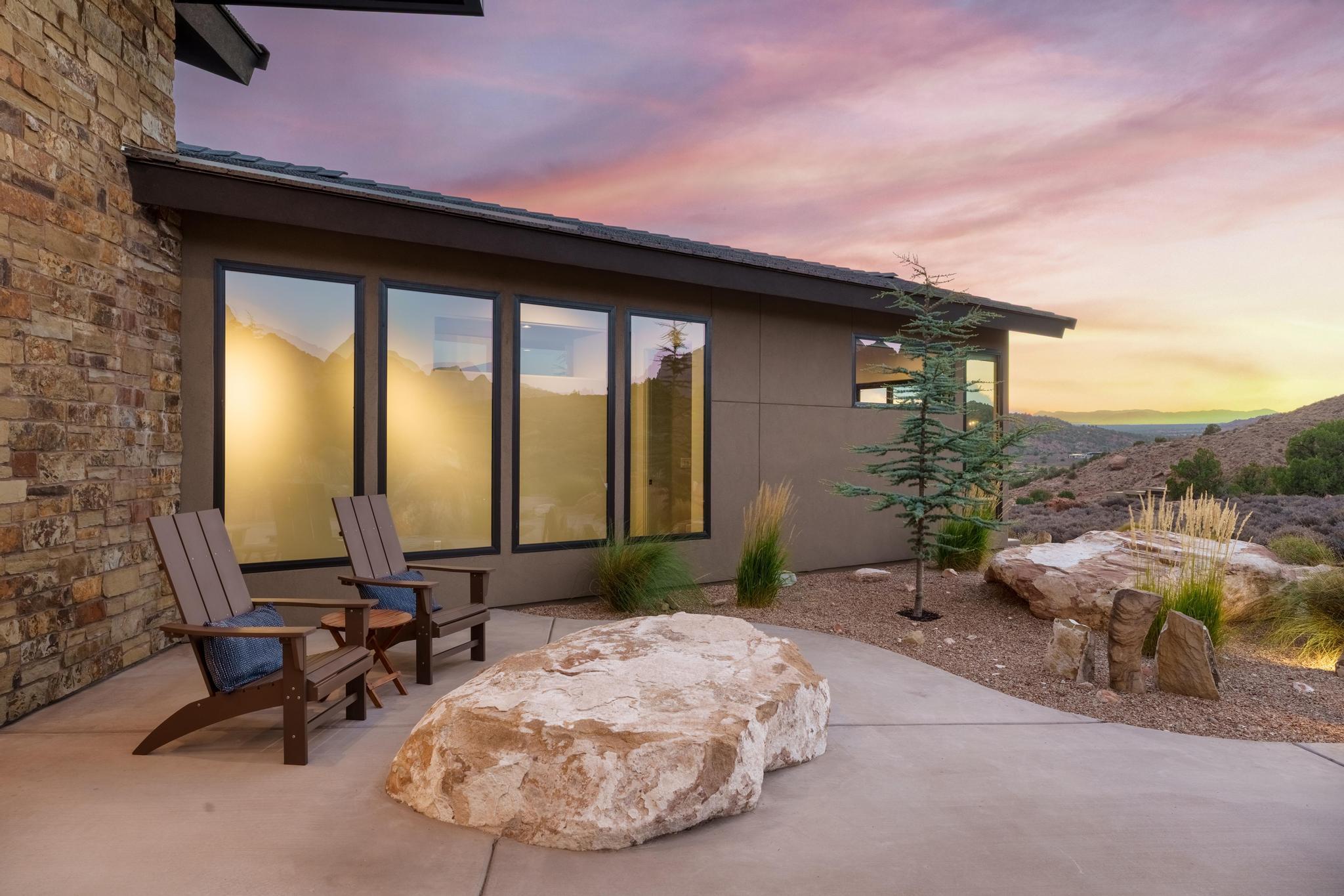 CANYON POINT - Residential