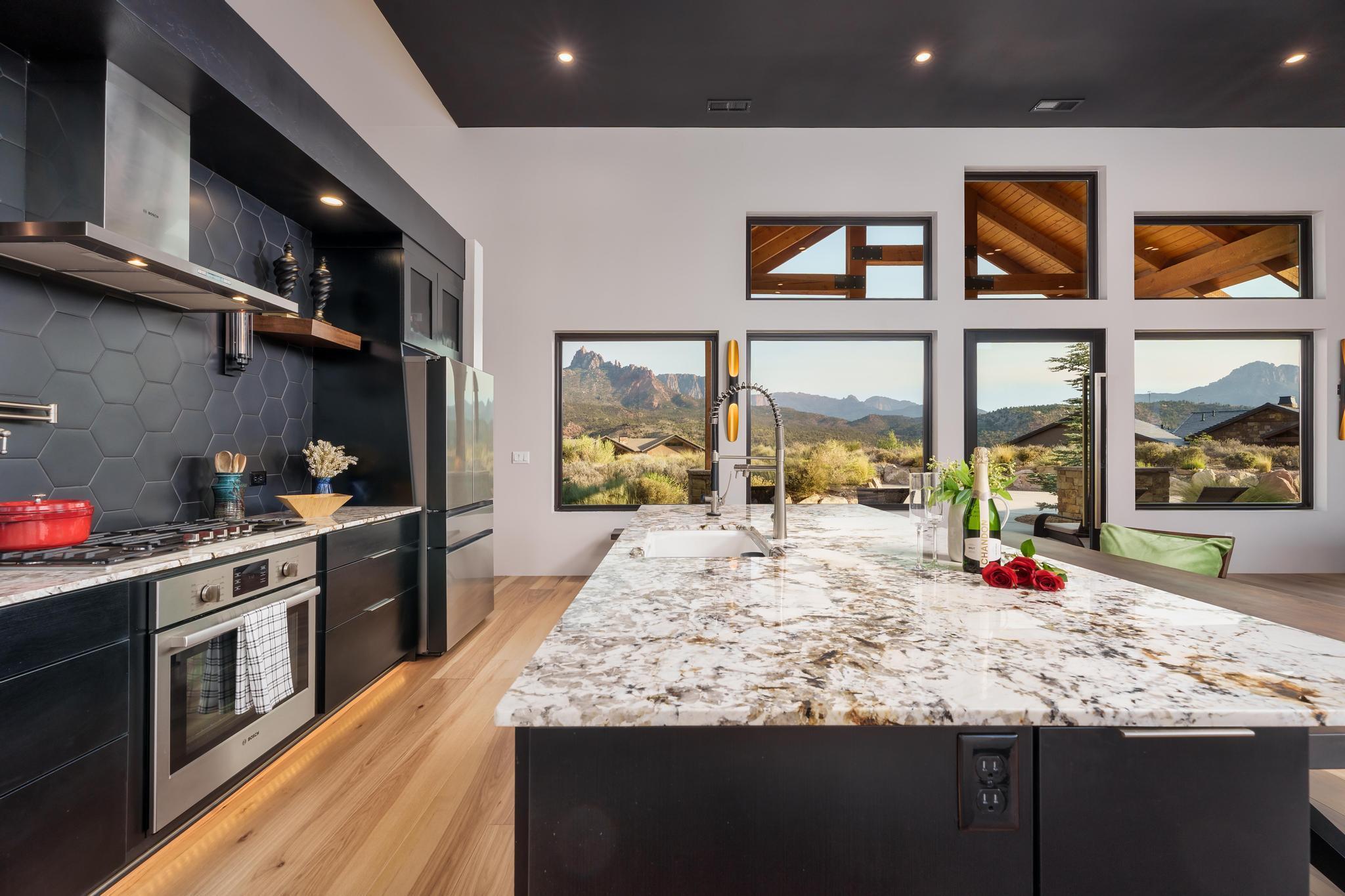 CANYON POINT - Residential