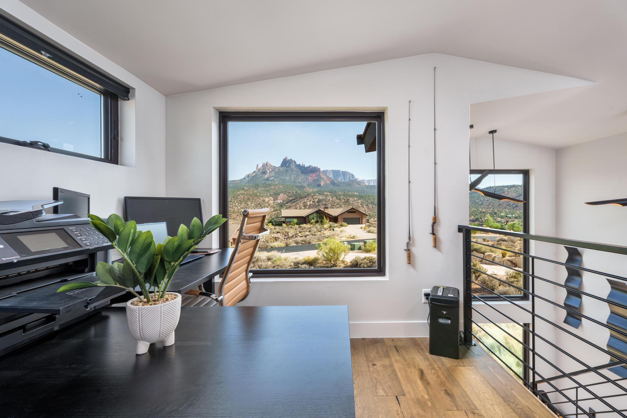 CANYON POINT - Residential