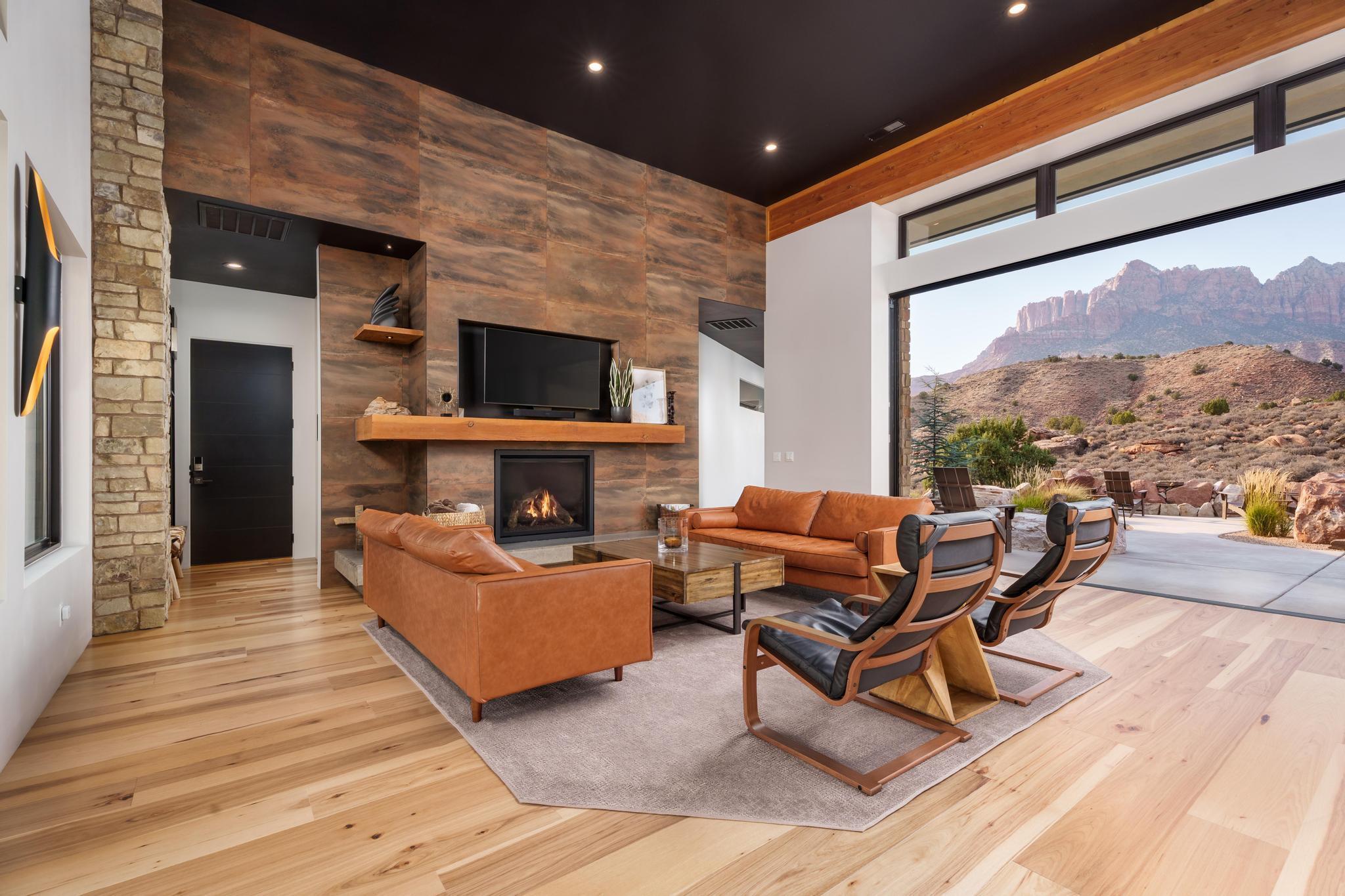 CANYON POINT - Residential