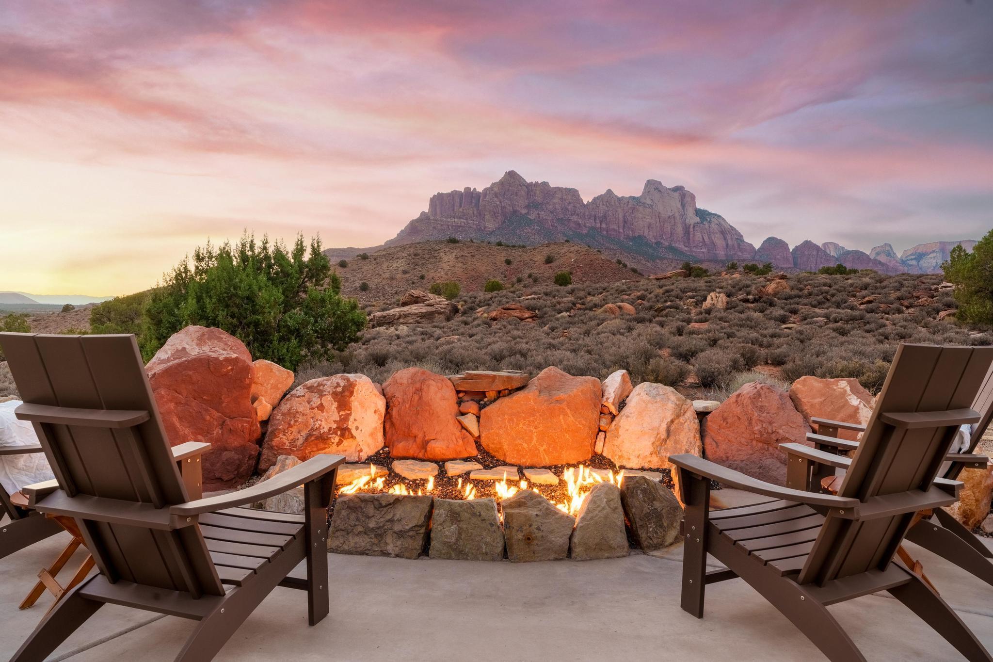 CANYON POINT - Residential