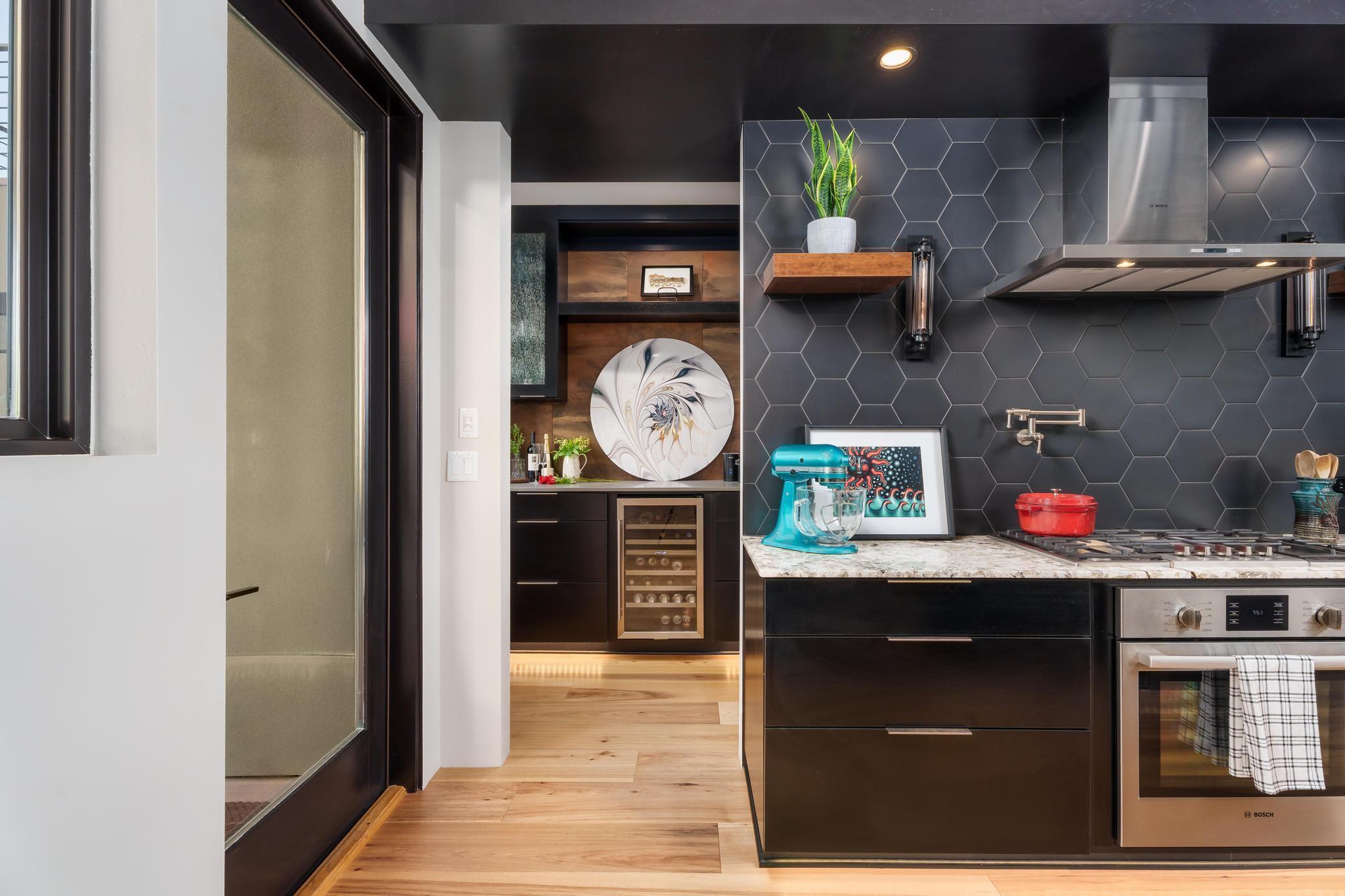 CANYON POINT - Residential