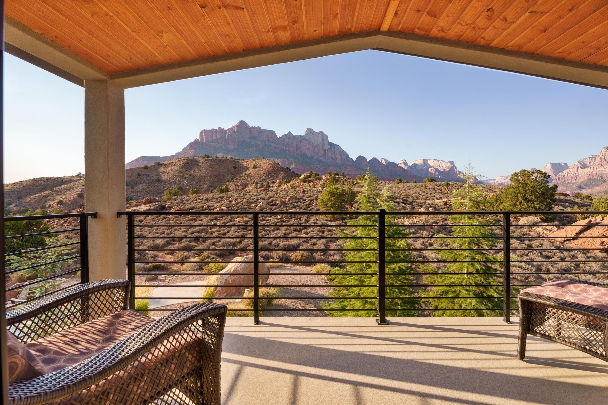 CANYON POINT - Residential