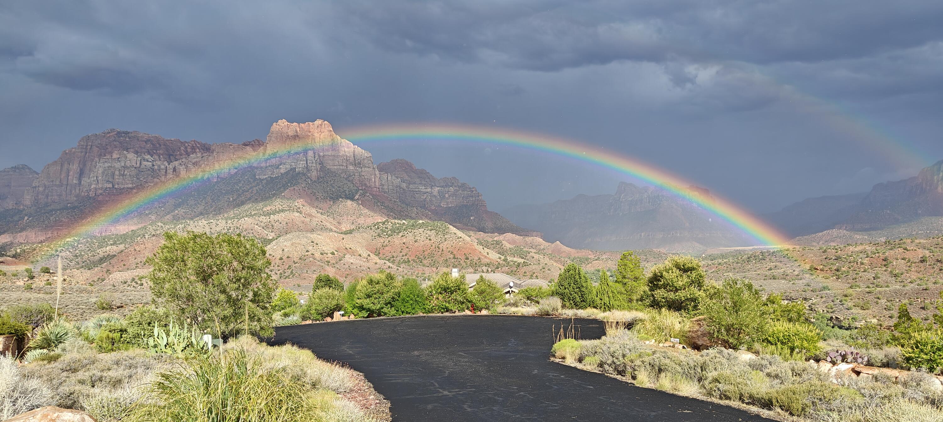CANYON POINT - Residential