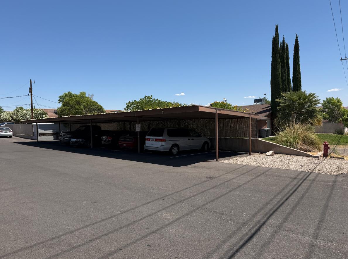CACTUS ROAD CONDOS - Residential