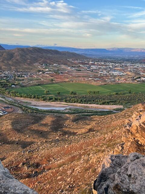 RIVERBEND AT SUNRISE VALLEY - Residential