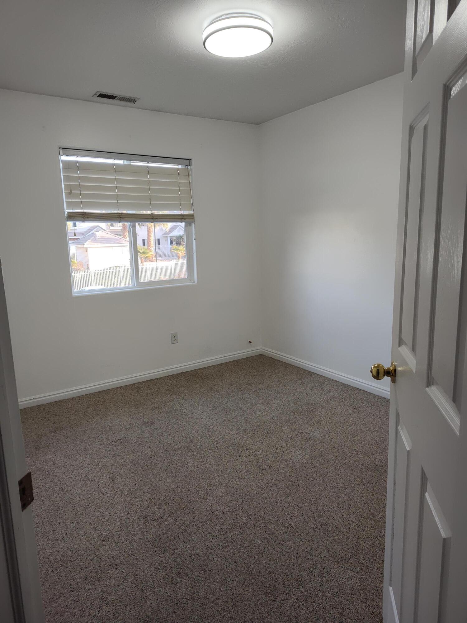 LEXINGTON HILLS TOWNHOMES - Residential