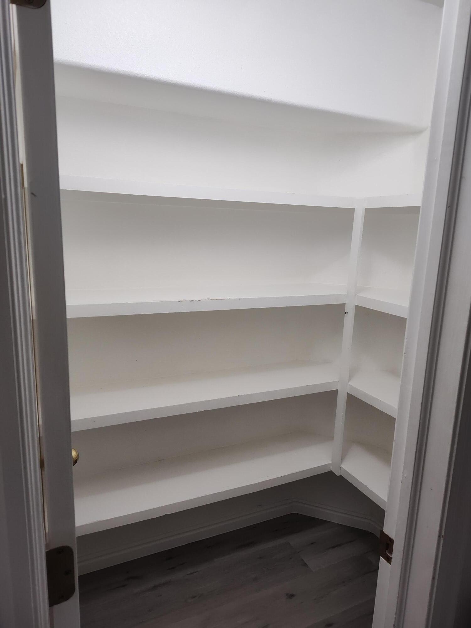 LEXINGTON HILLS TOWNHOMES - Residential