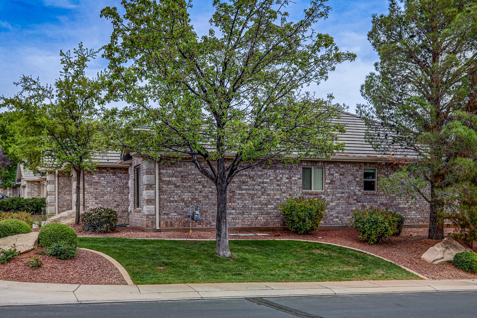 COVENTRY LANE TOWNHOMES - Residential