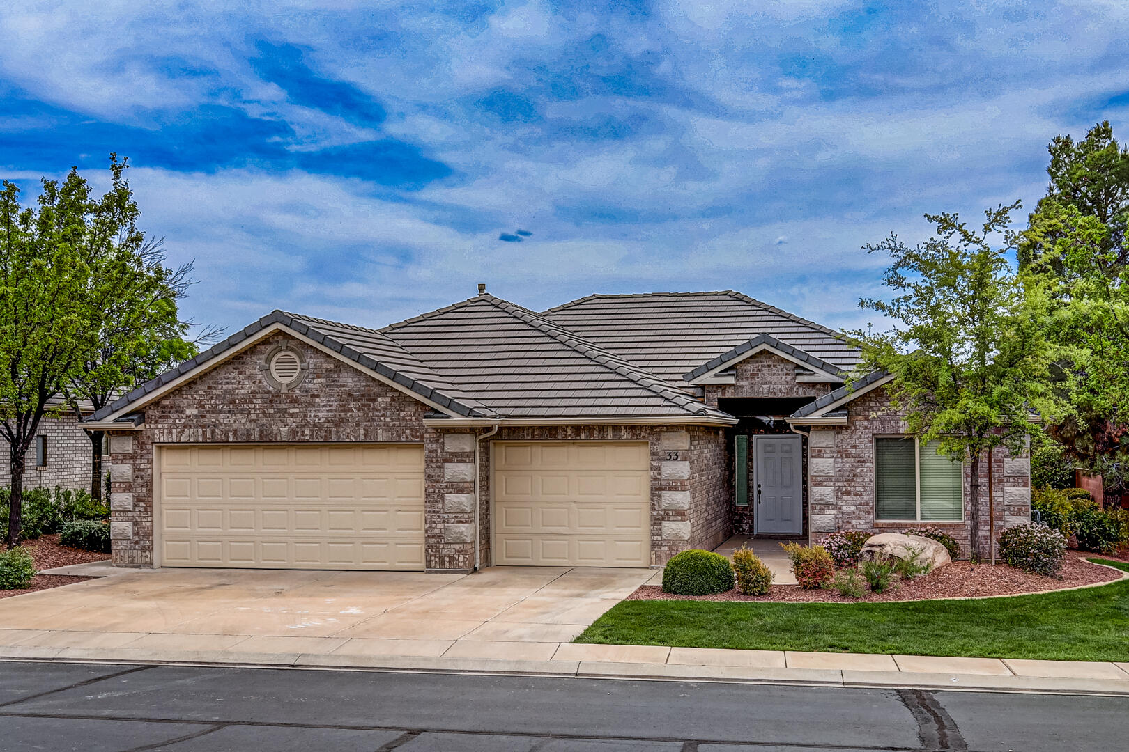 COVENTRY LANE TOWNHOMES - Residential
