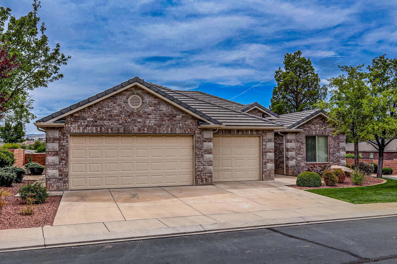 COVENTRY LANE TOWNHOMES - Residential