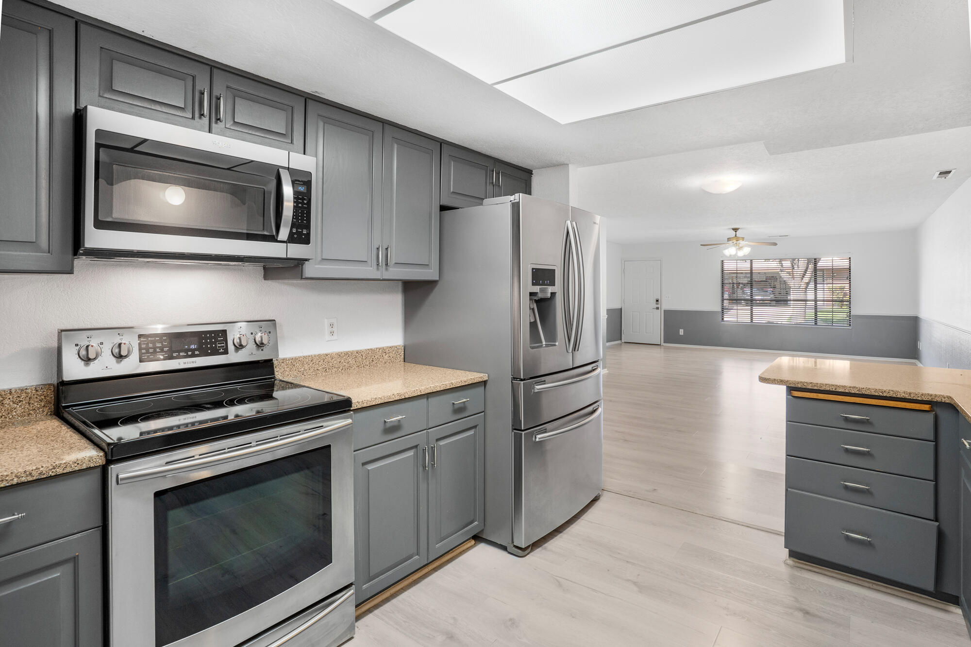 COTTONWOOD TOWNHOMES - Residential