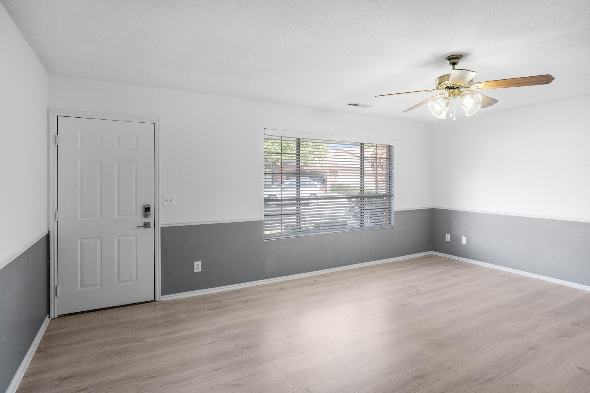 COTTONWOOD TOWNHOMES - Residential