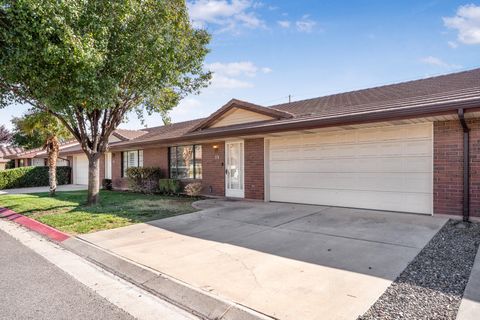 Photo of 701 E 900 S #33, Saint George, UT 84790 (MLS # 26-271924)