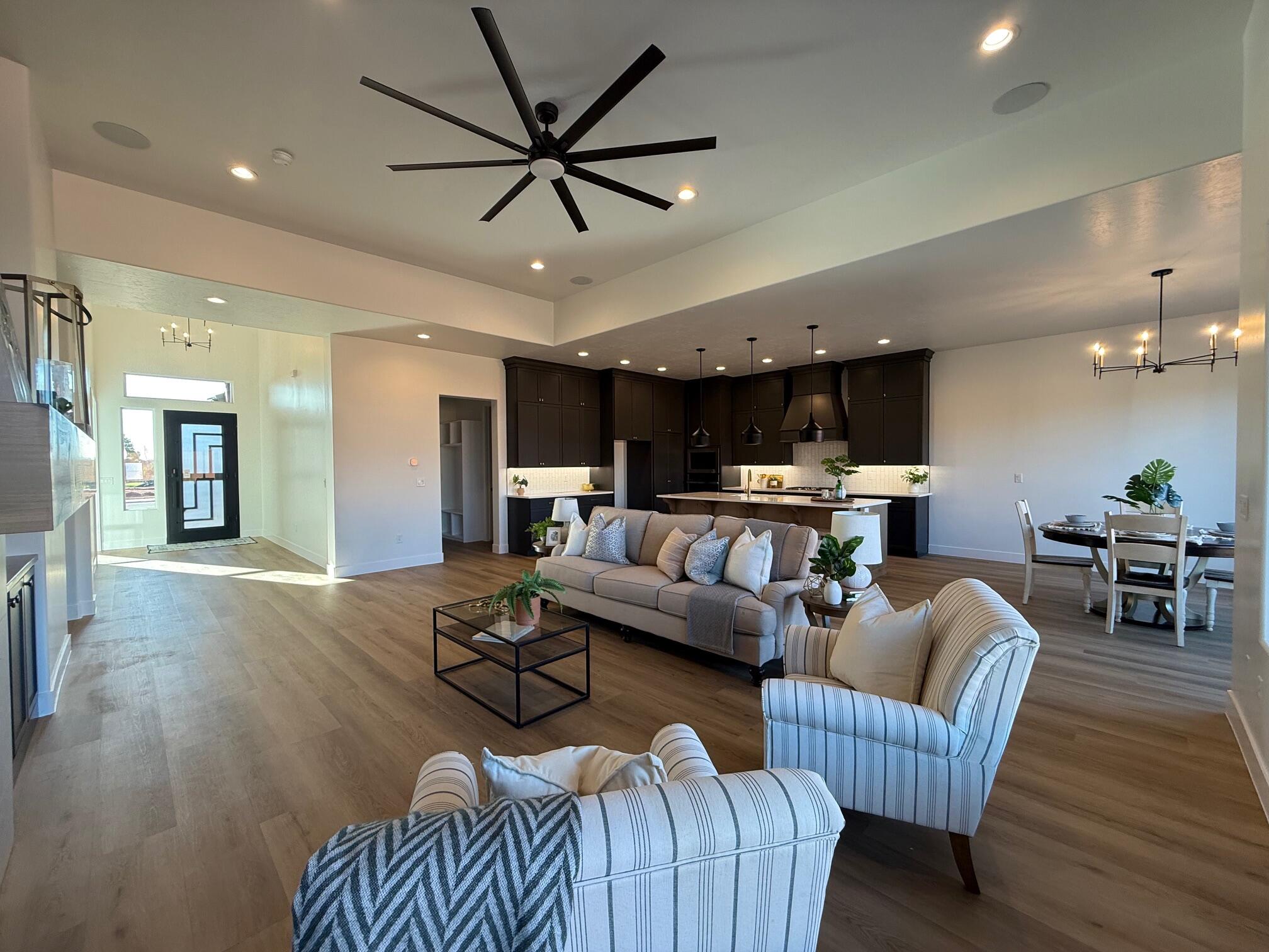 SERENITY ESTATES - Residential