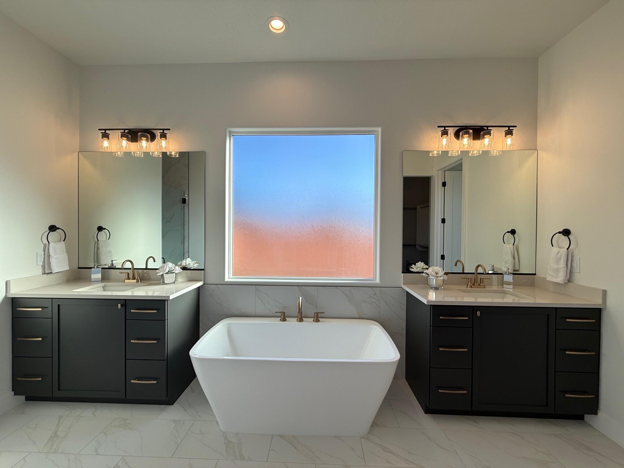 SERENITY ESTATES - Residential