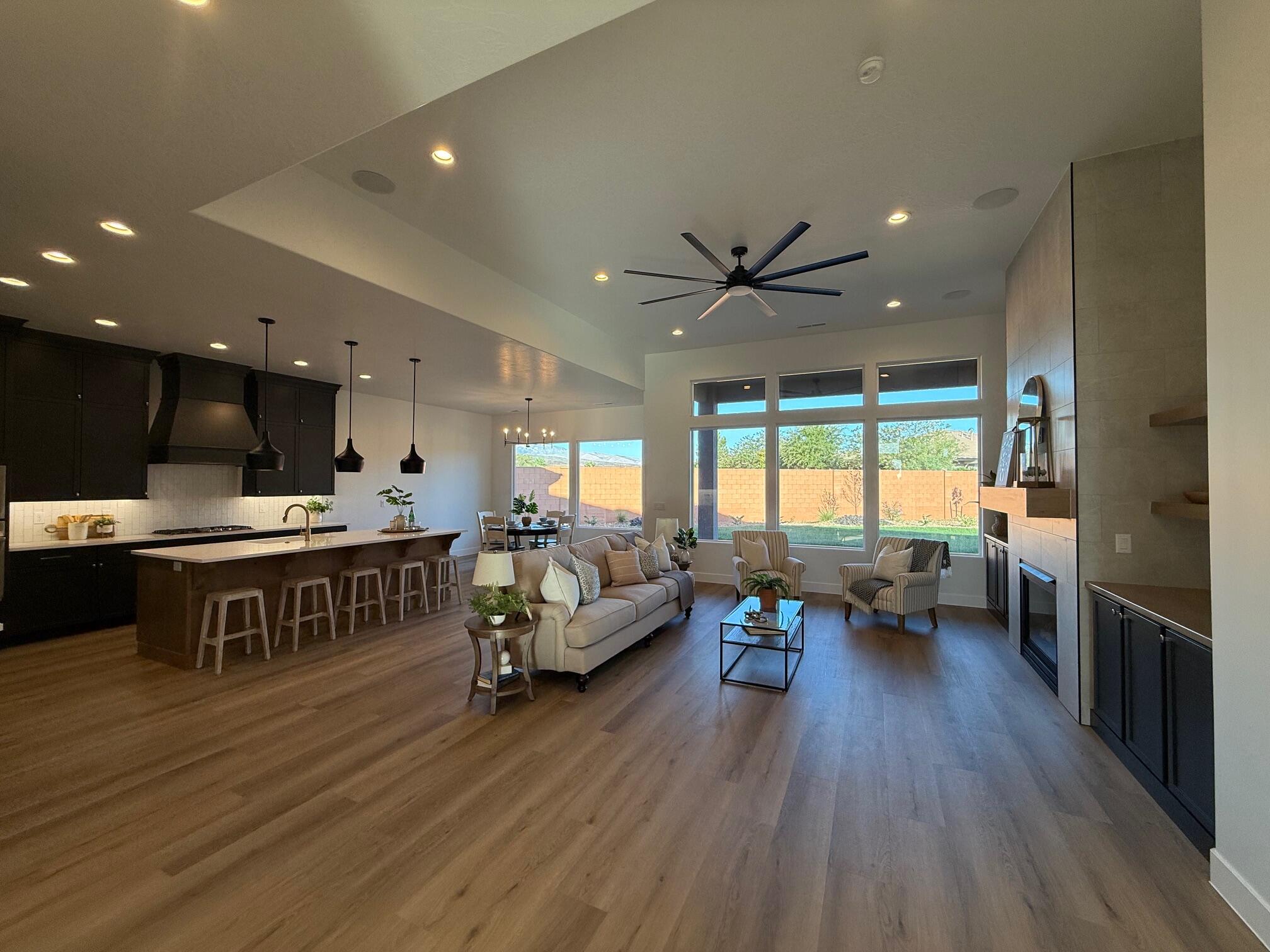 SERENITY ESTATES - Residential