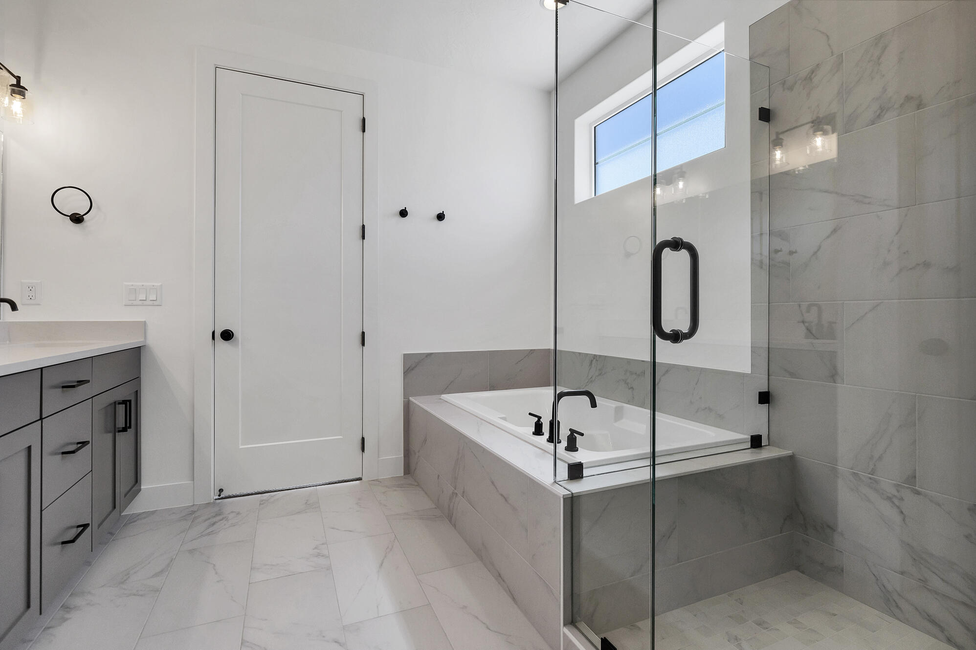 AVENIDAS AT HIDDEN VALLEY - Residential
