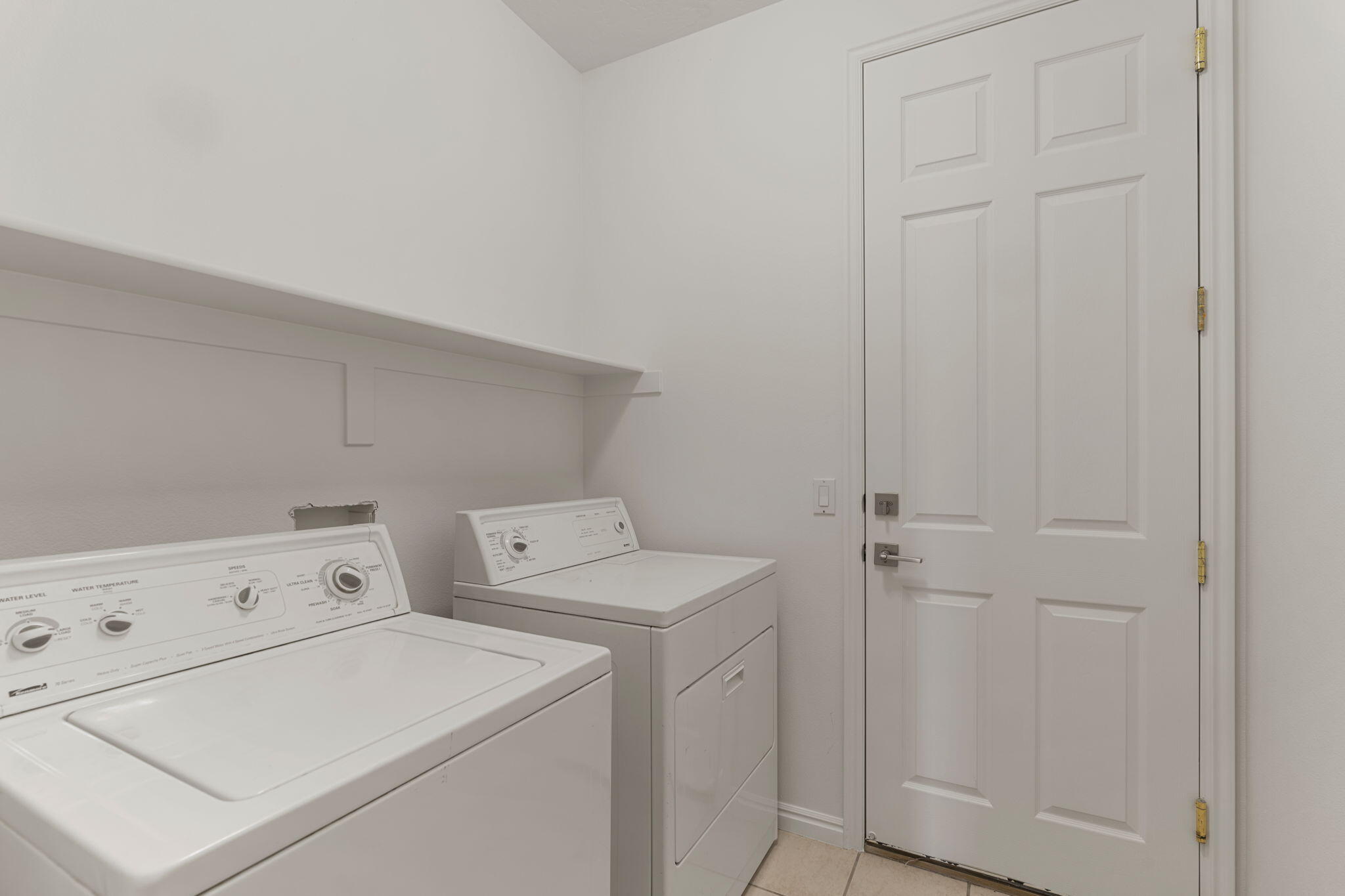 CORAL CANYON - Residential