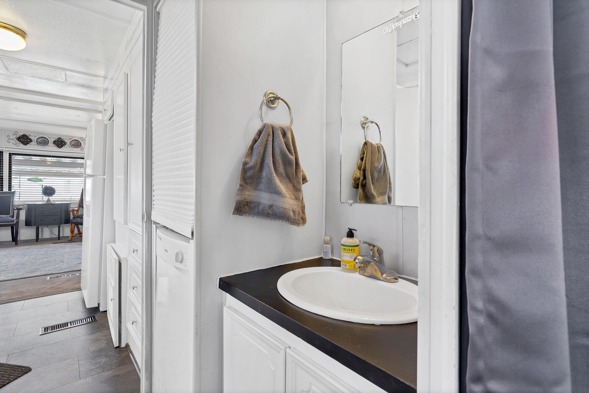 DIXIE DOWNS RV RESORT - Residential