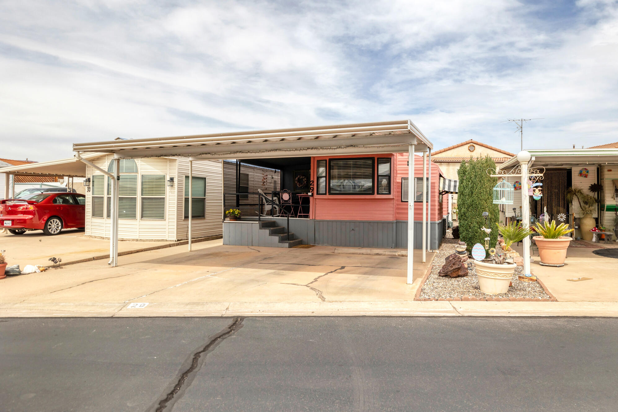 DIXIE DOWNS RV RESORT - Residential