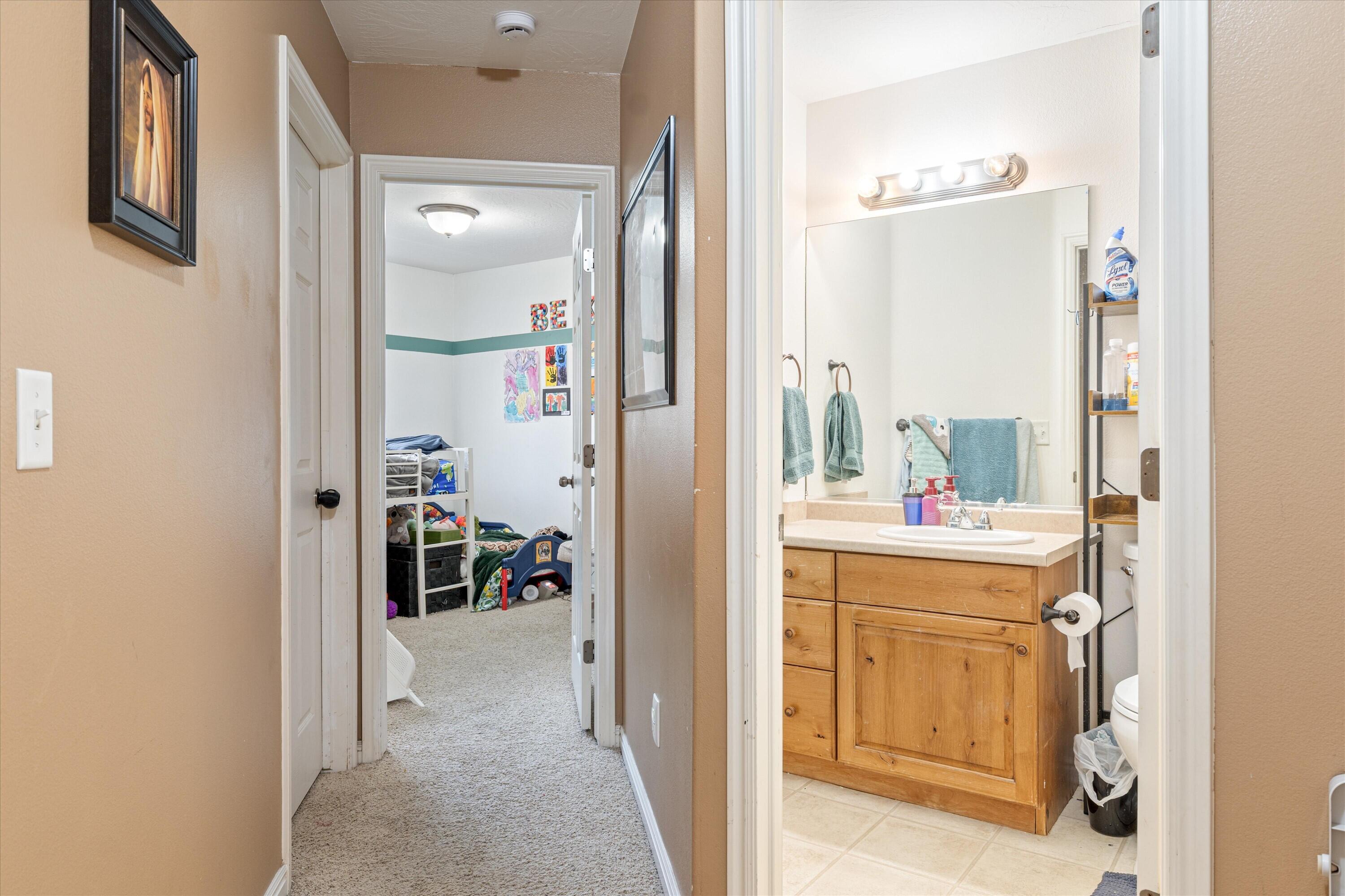 LEXINGTON HILLS TOWNHOMES - Residential