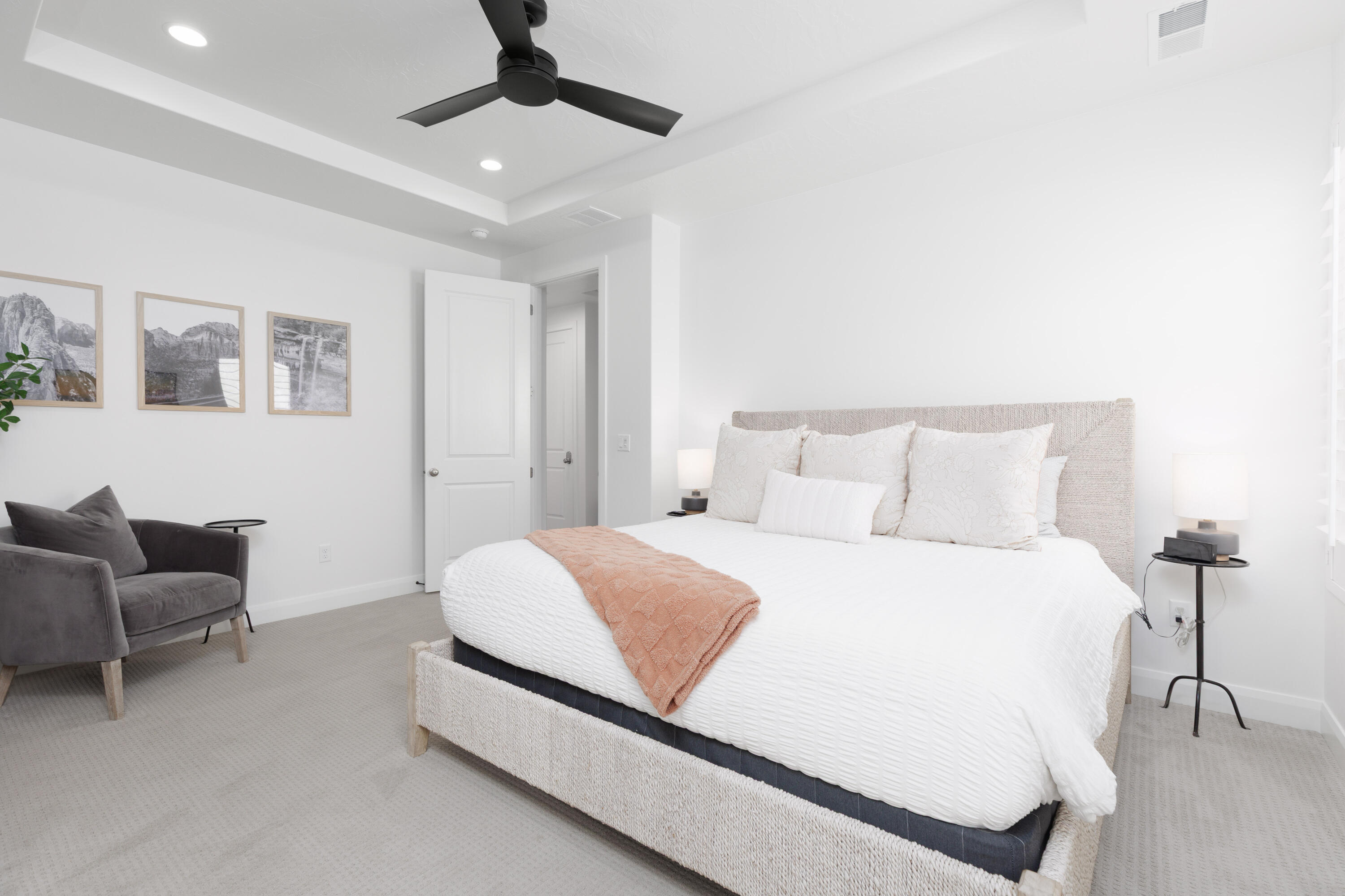 PASEOS AT SIENNA HILLS - Residential