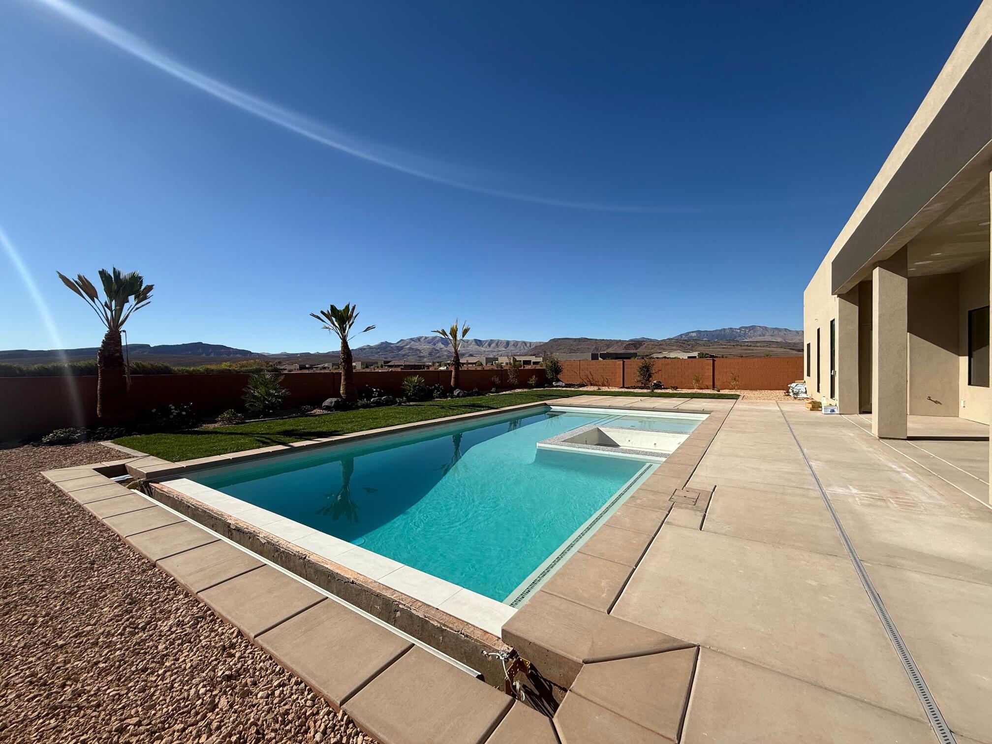 ONYX VALLEY - Residential