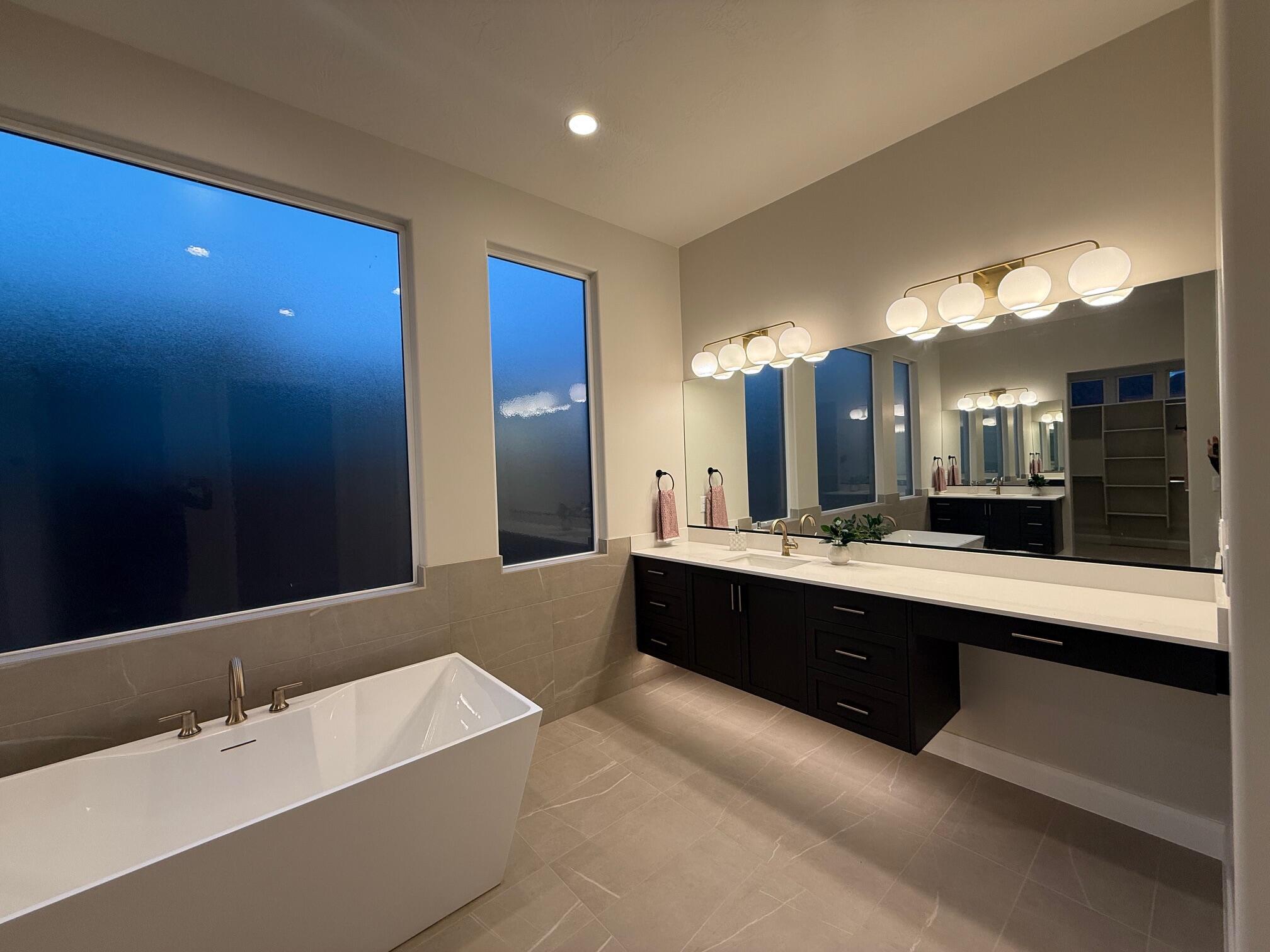 ONYX VALLEY - Residential