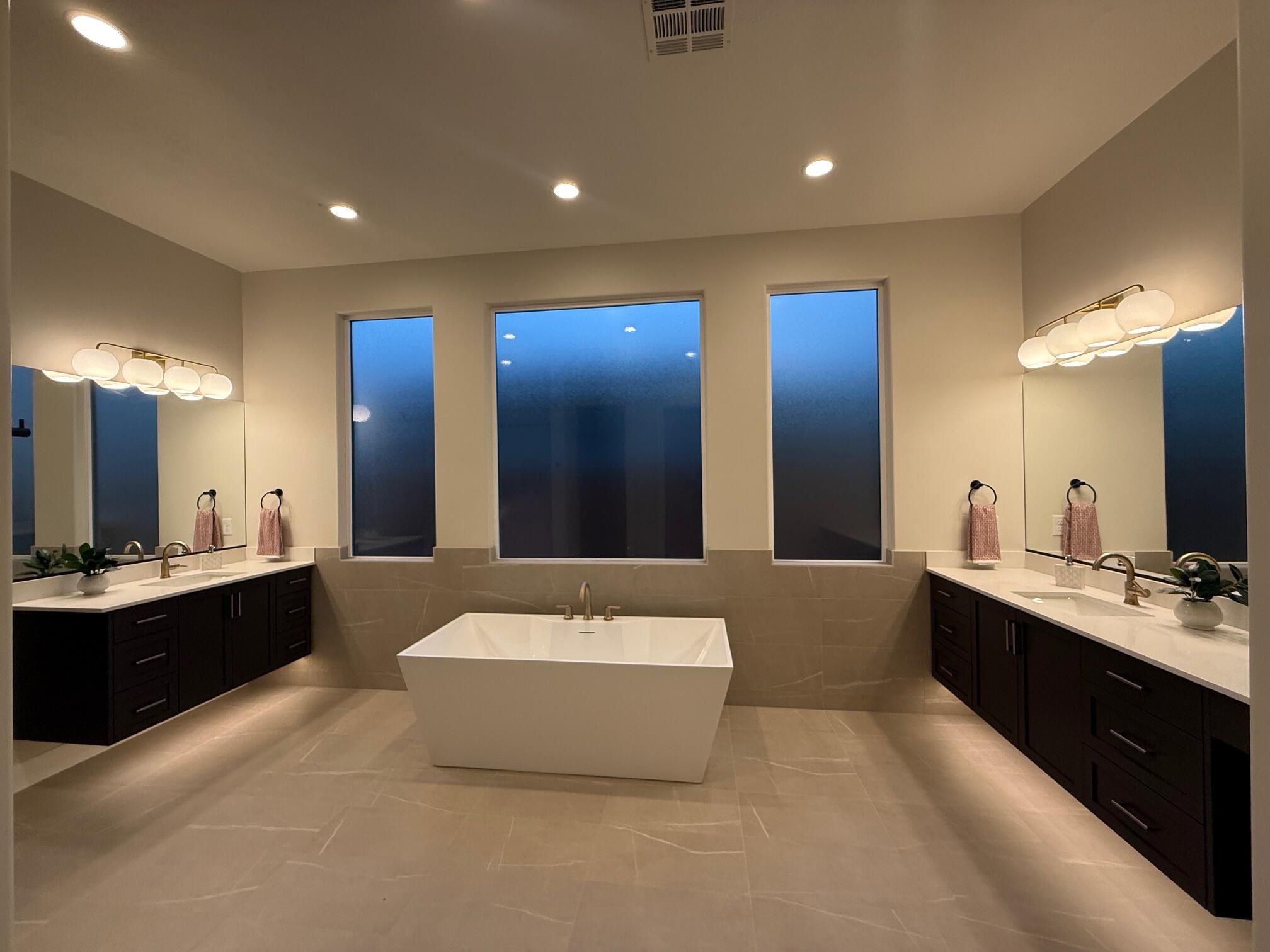 ONYX VALLEY - Residential