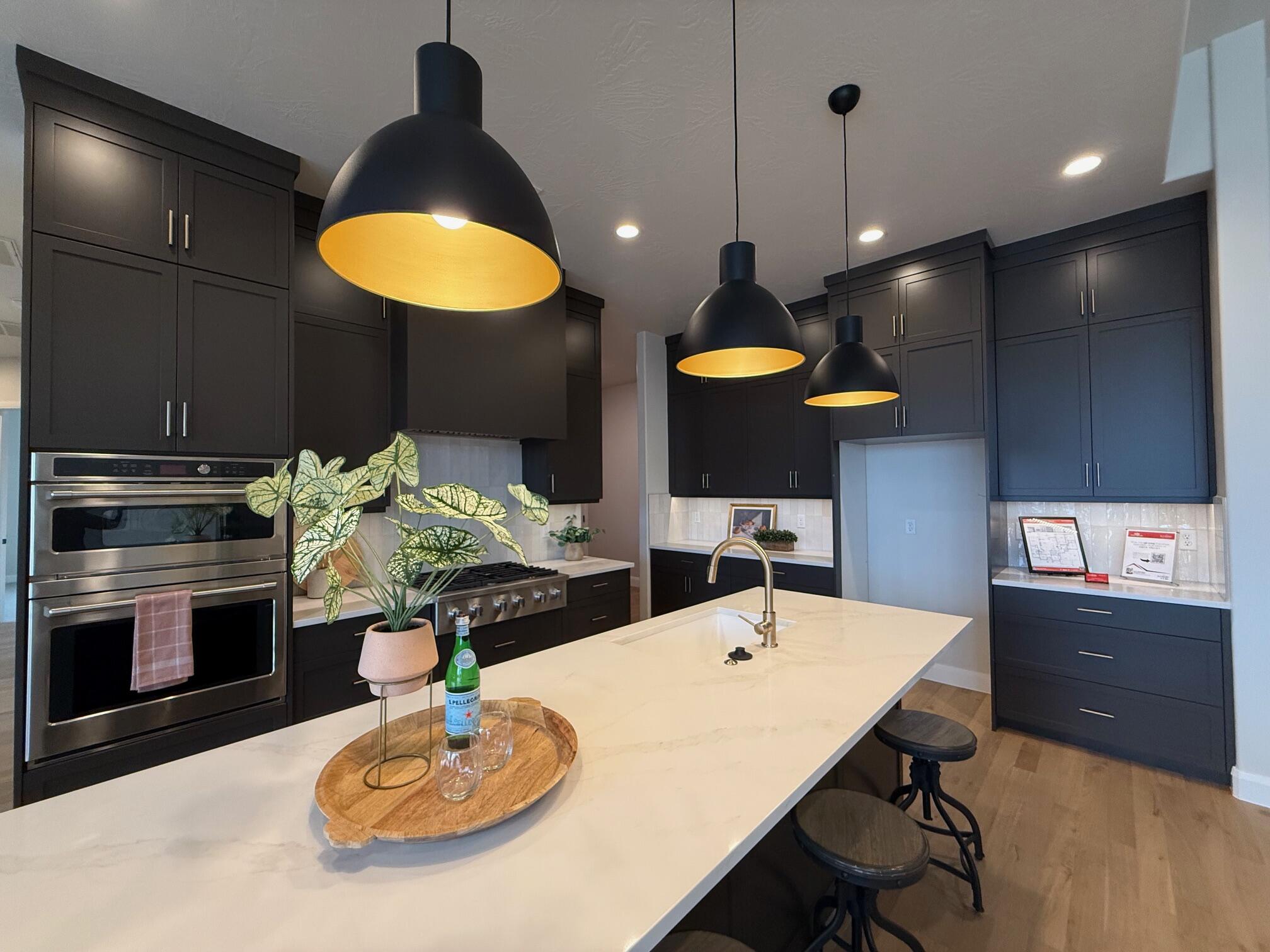 ONYX VALLEY - Residential