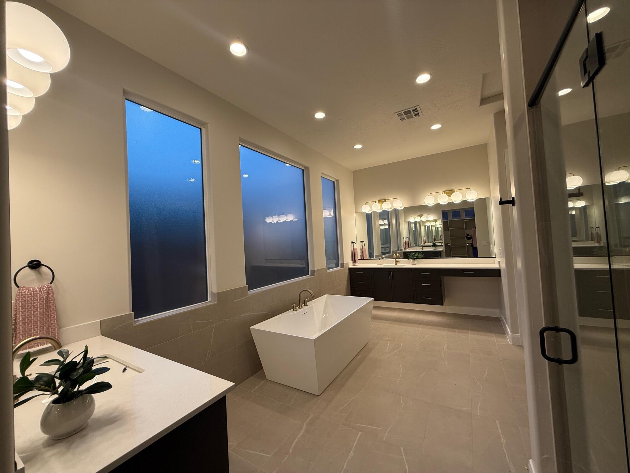 ONYX VALLEY - Residential