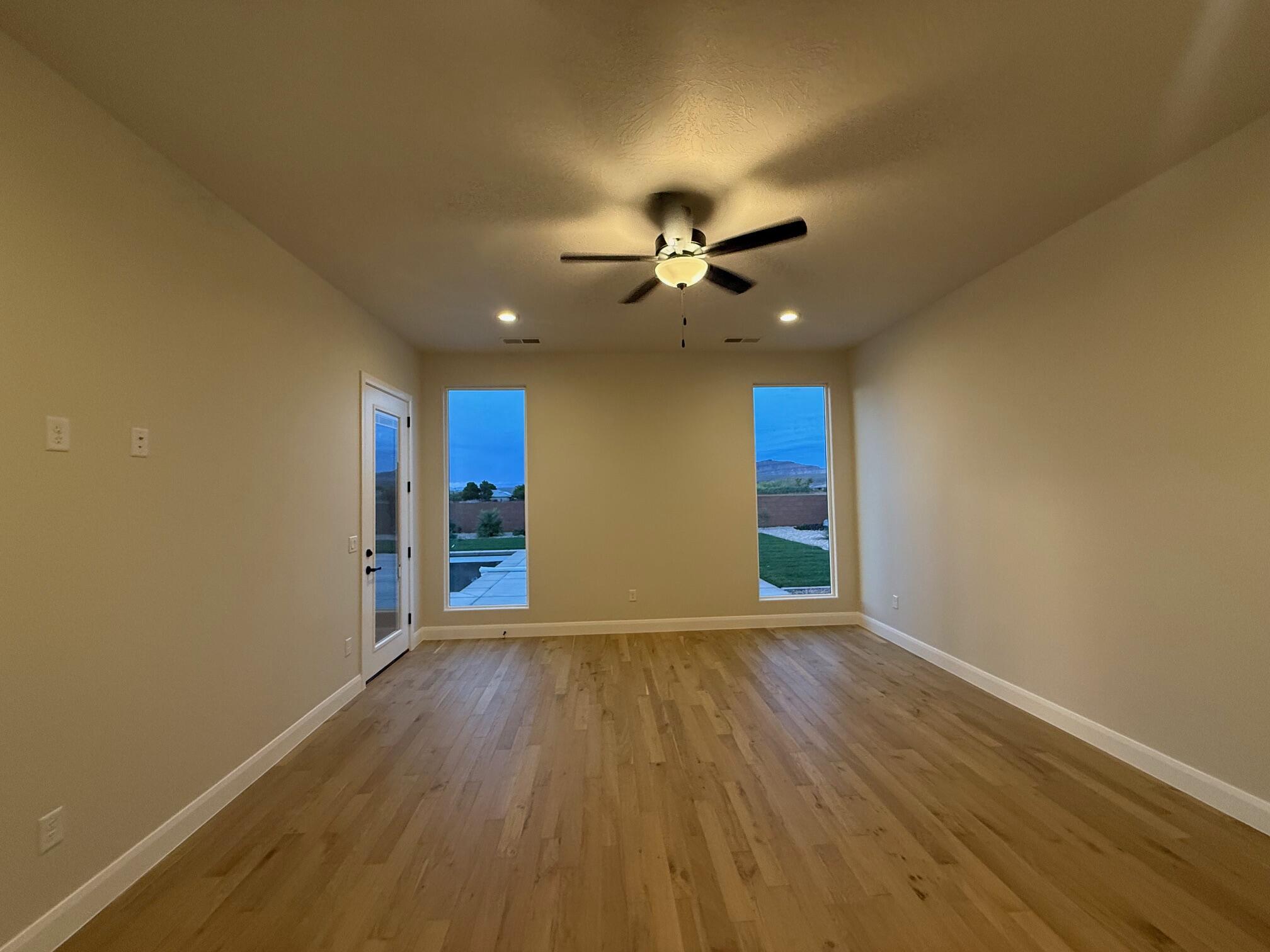 ONYX VALLEY - Residential