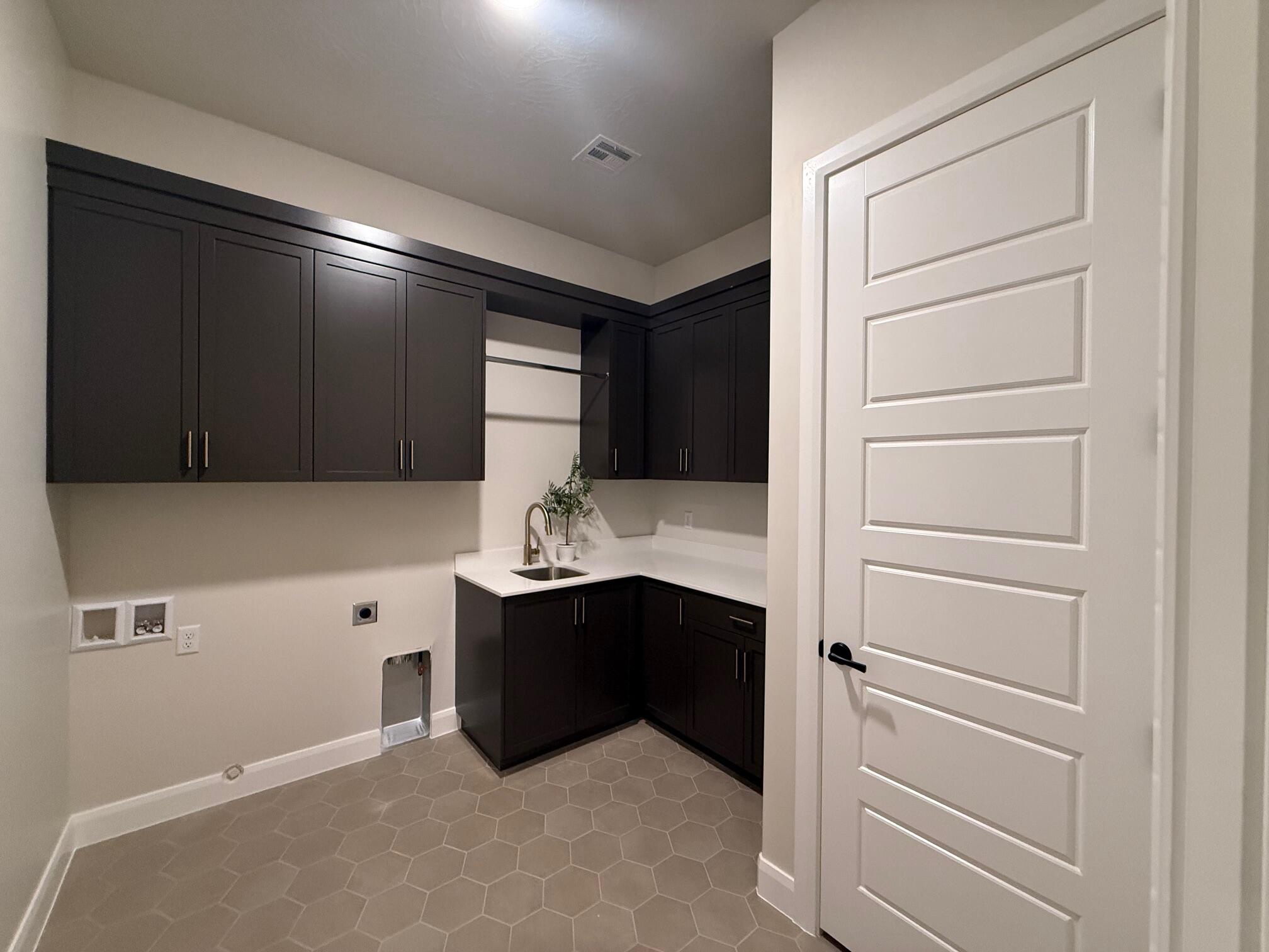 ONYX VALLEY - Residential