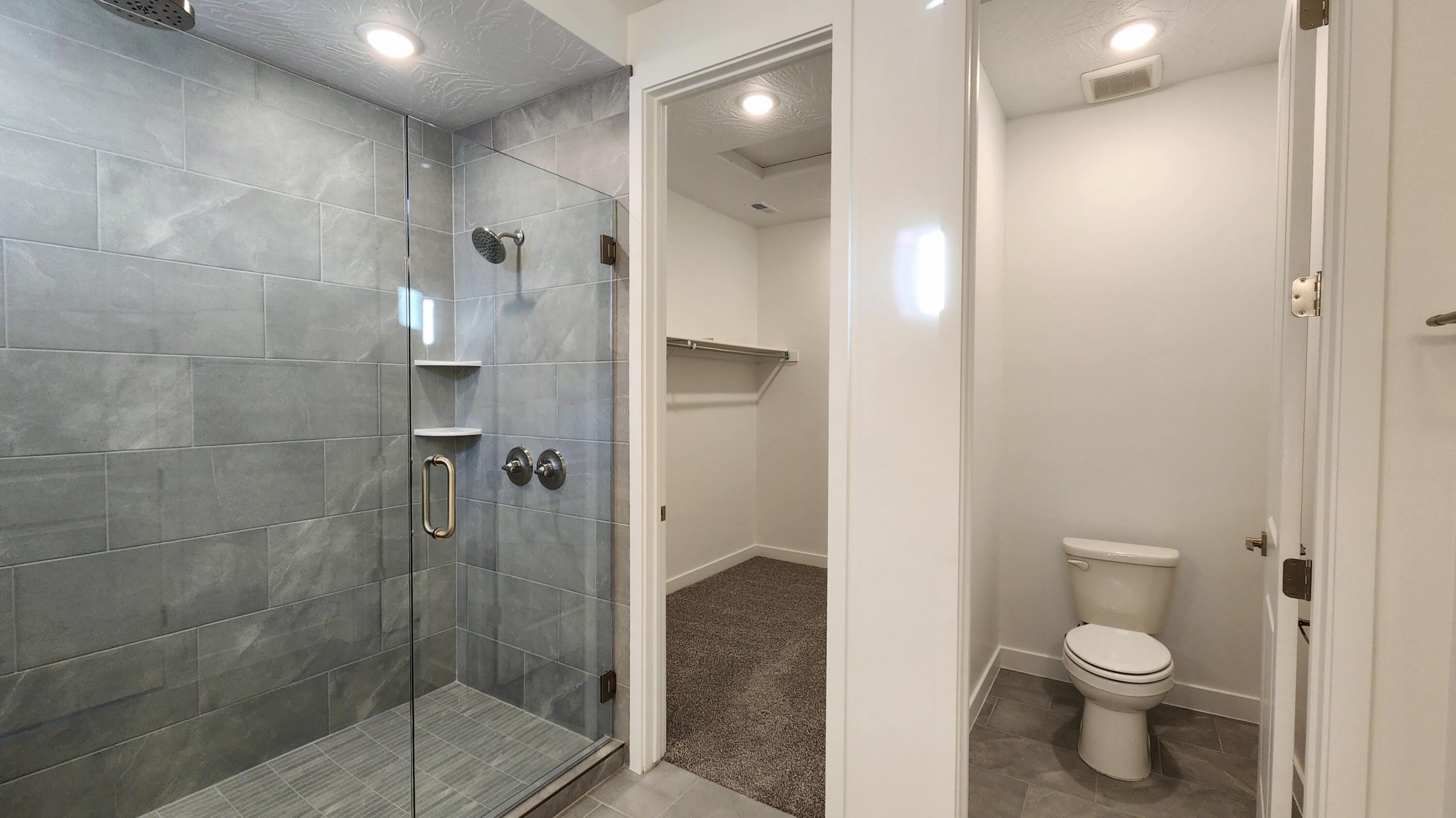 RED SLATE ESTATES - Residential