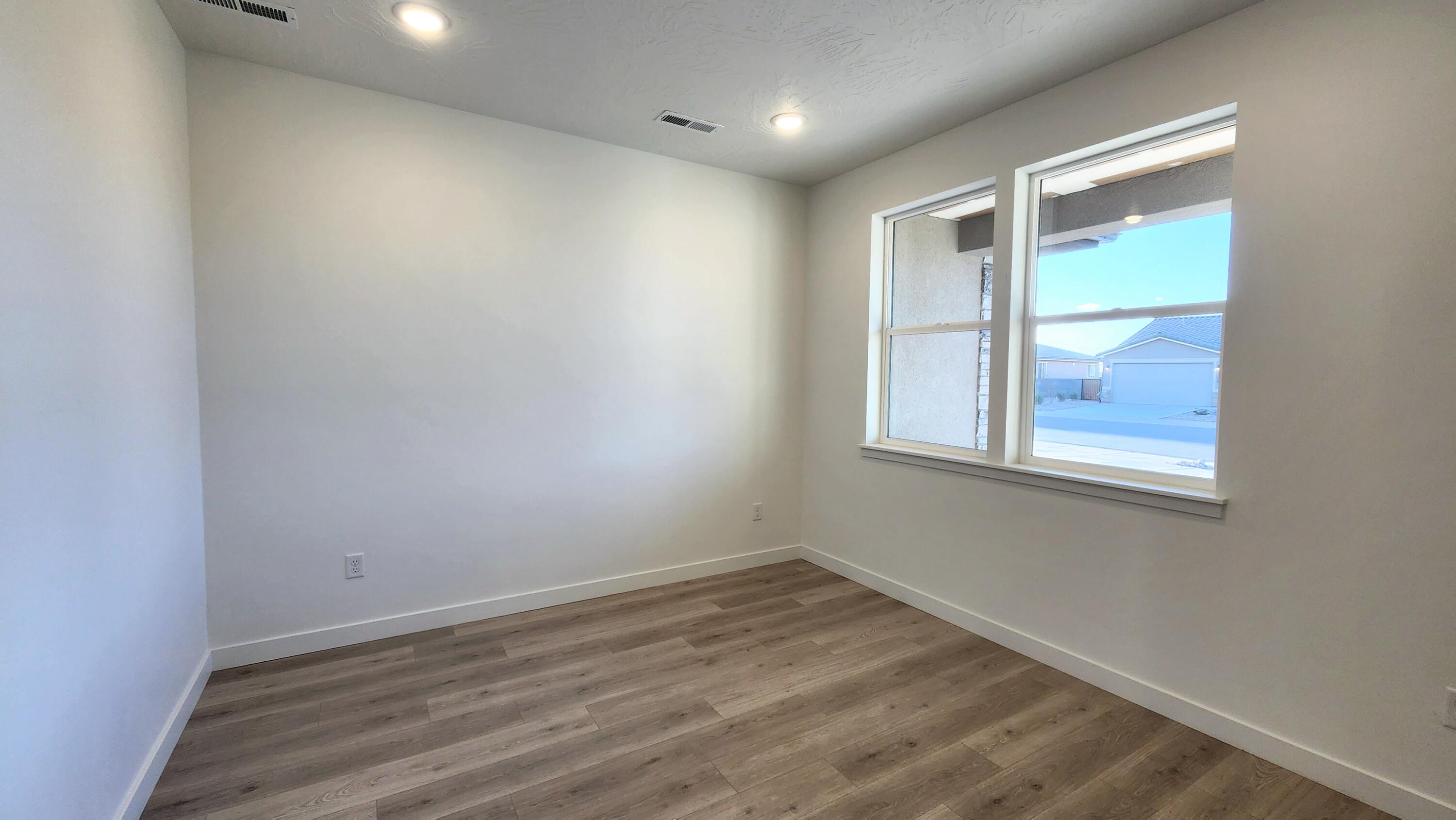 RED SLATE ESTATES - Residential