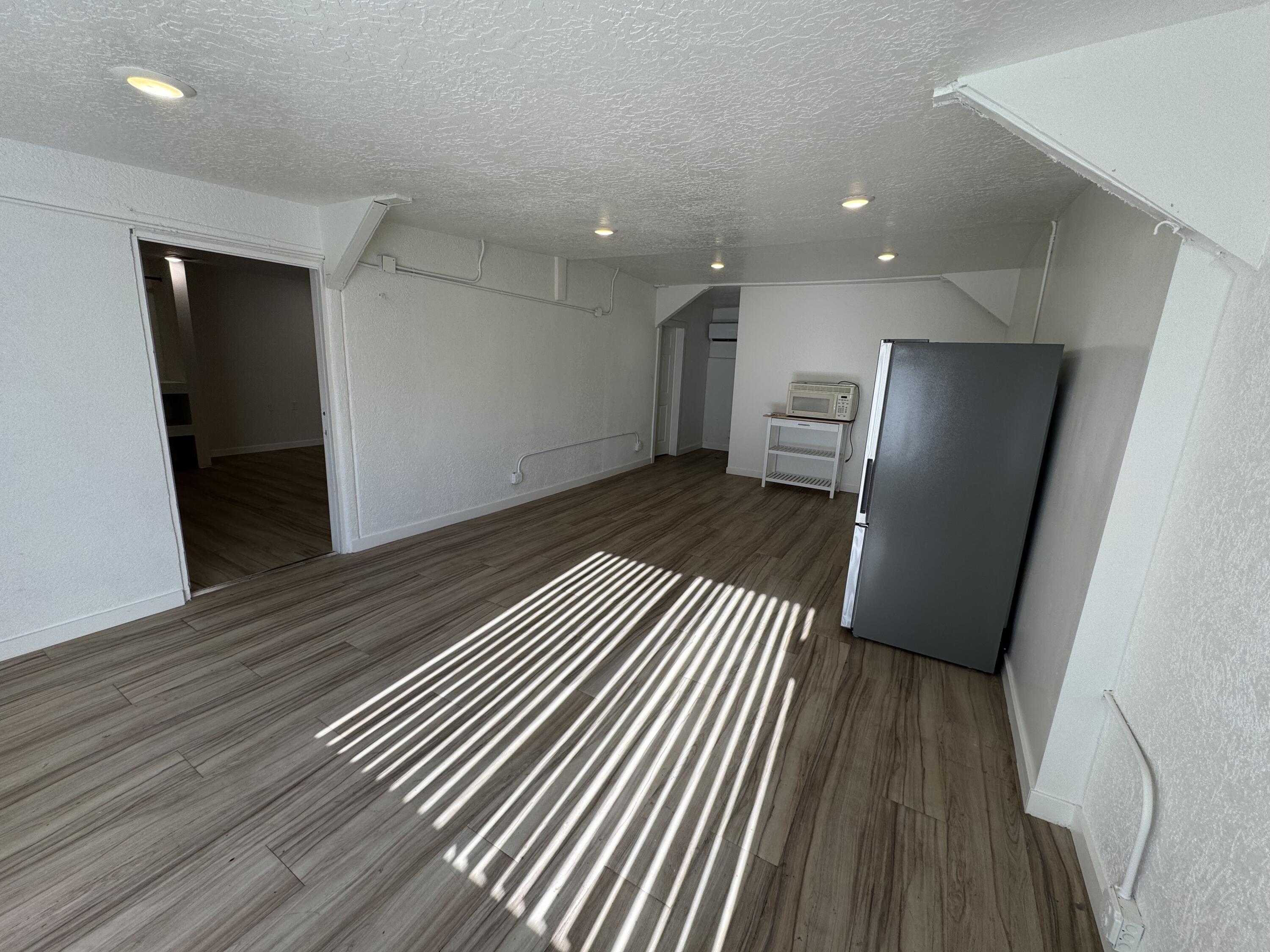 BLOOMINGTON RANCHES - Residential Income