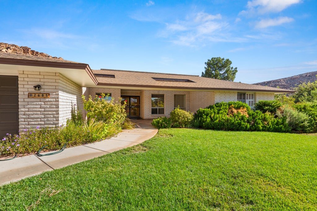 Photo of 2685 S Tusher CIR, Saint George, UT 84790 (MLS # 26-276805)
