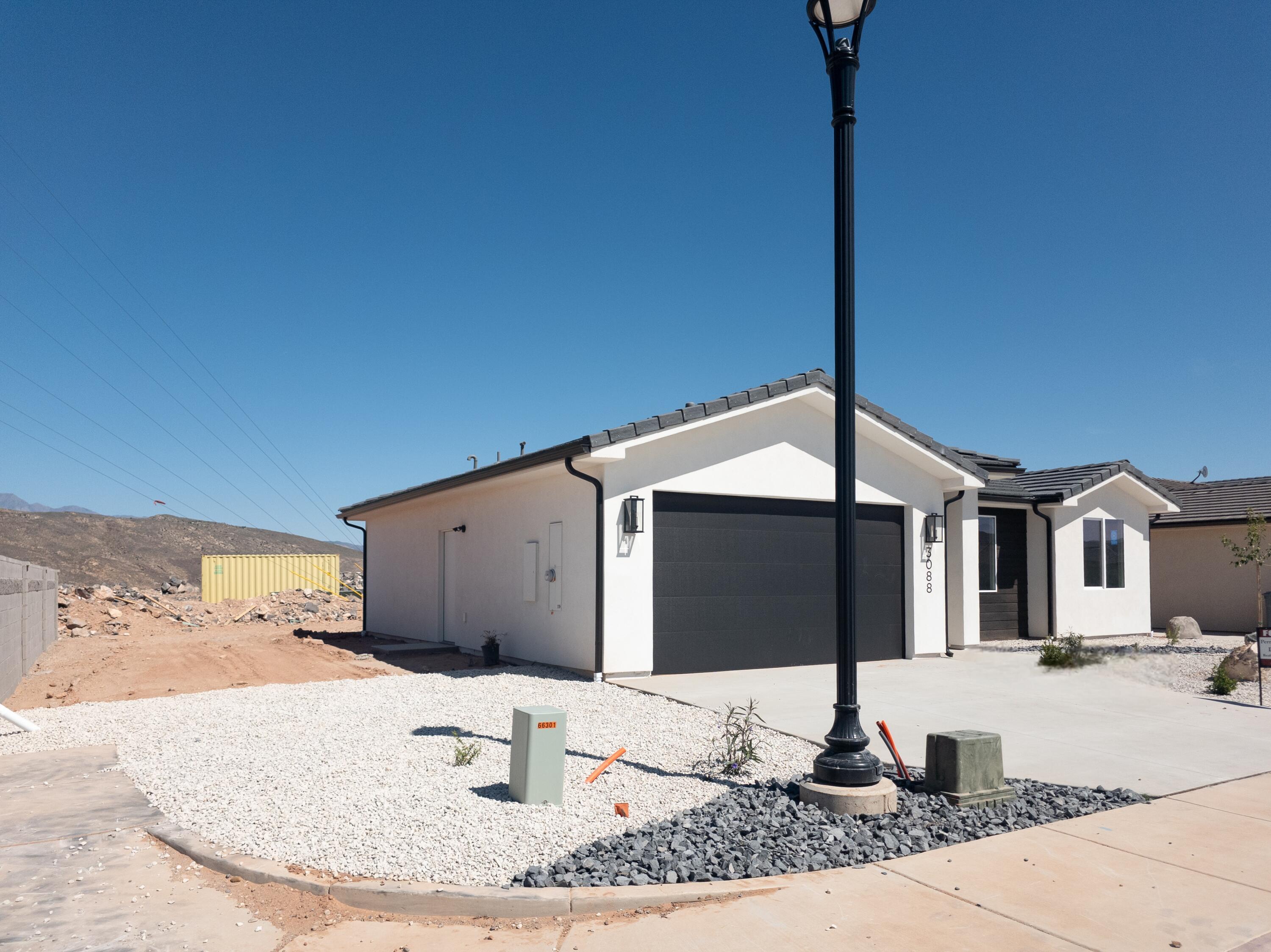 PEREGRINE POINTE WEST - Residential