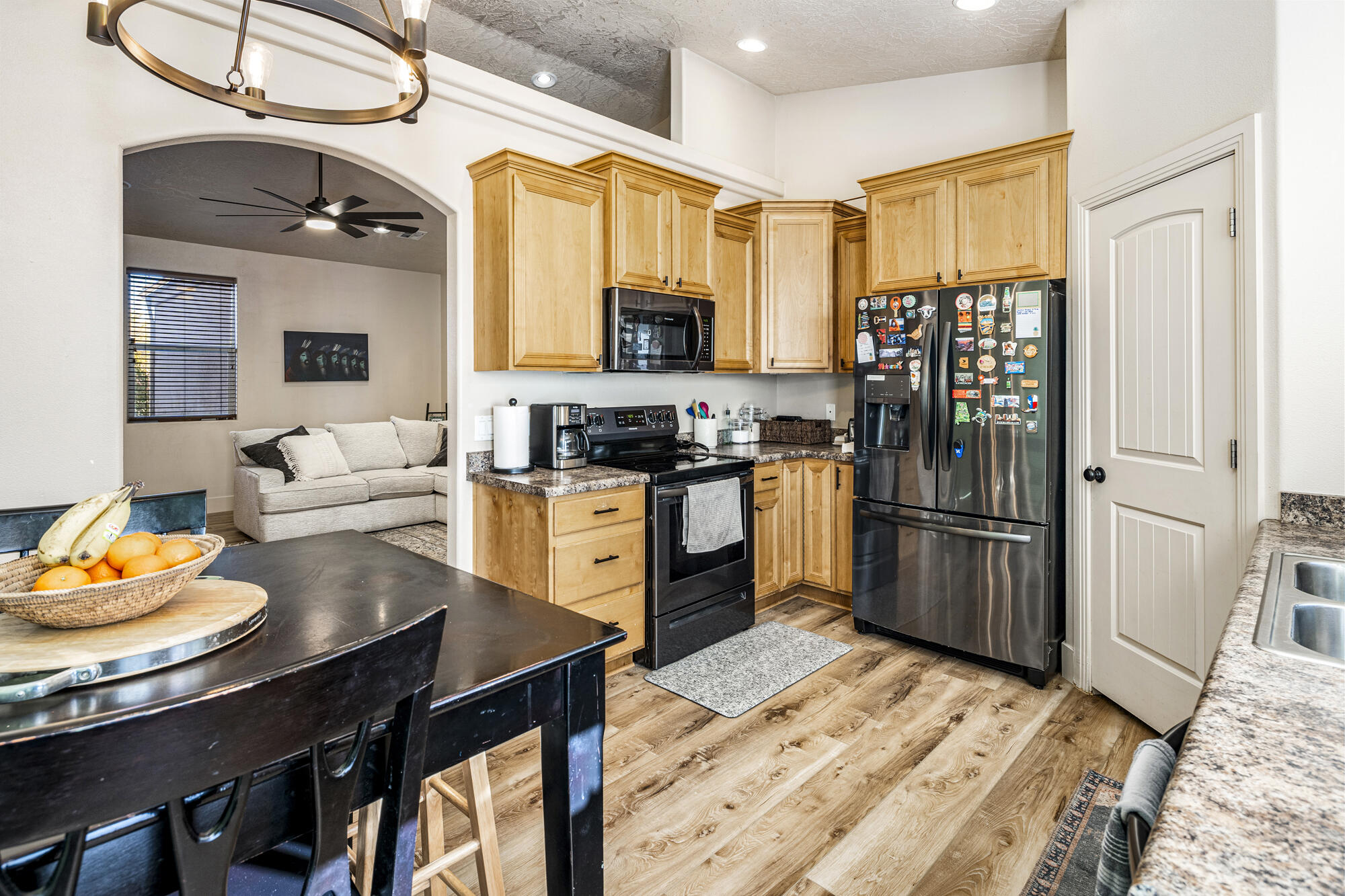 RED ROCK CANYON - Residential