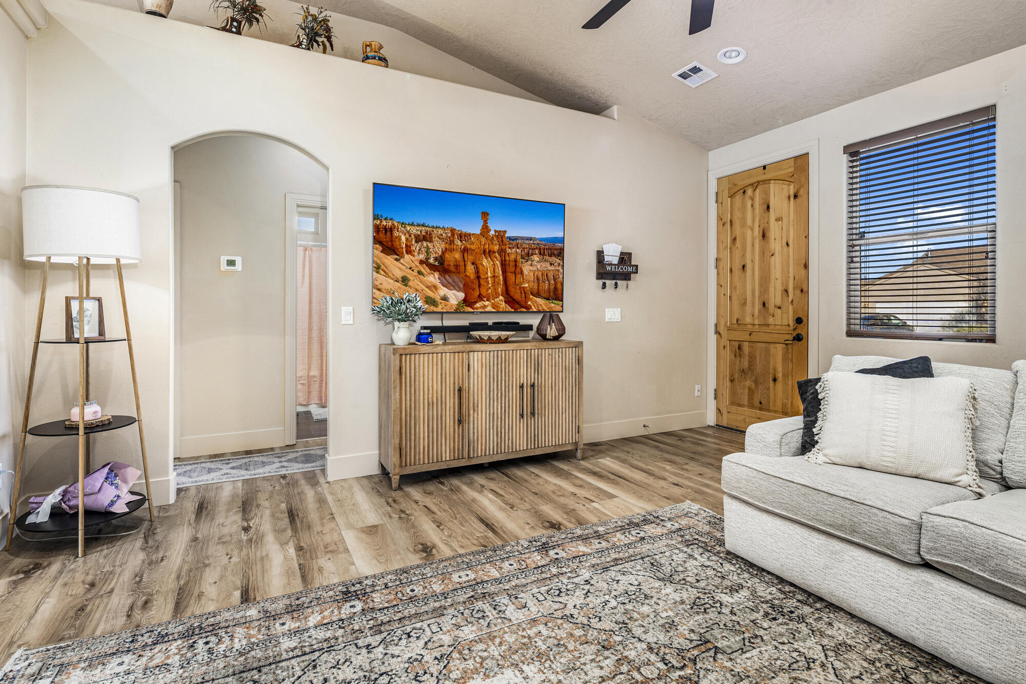 RED ROCK CANYON - Residential