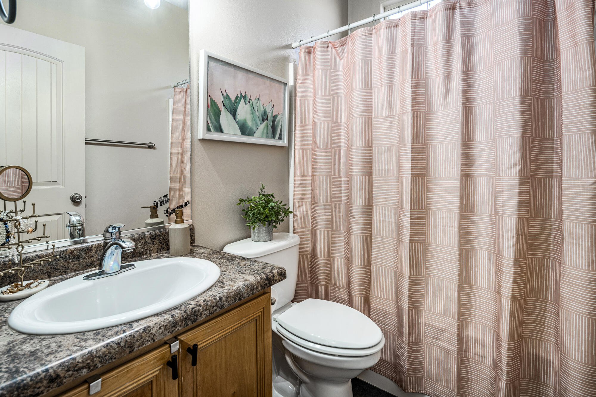 RED ROCK CANYON - Residential