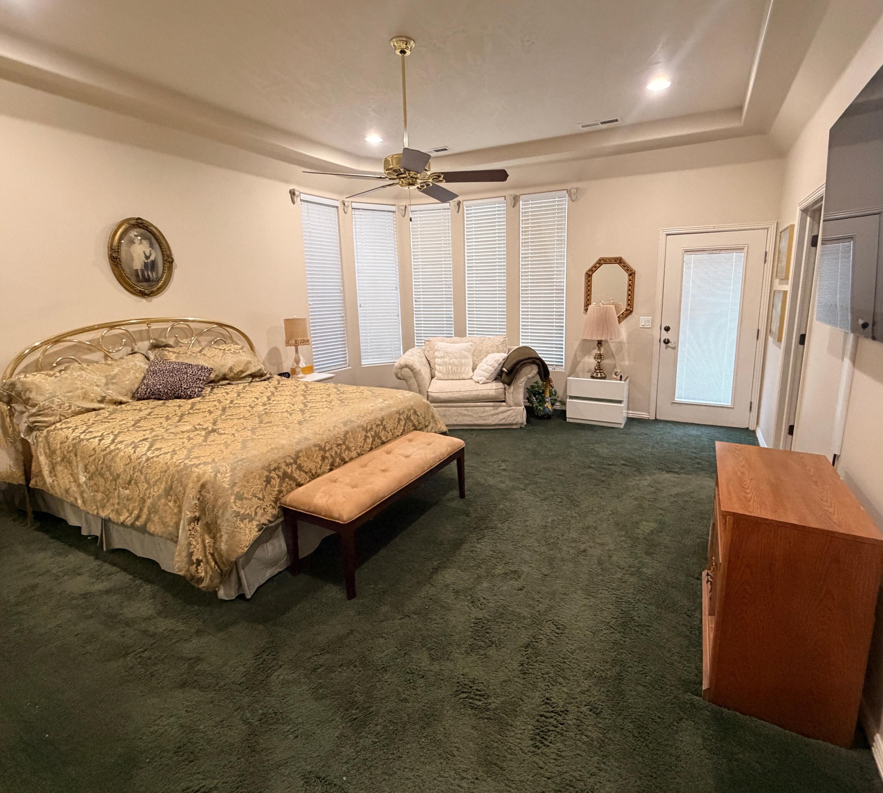 PARADISE CANYON - Residential