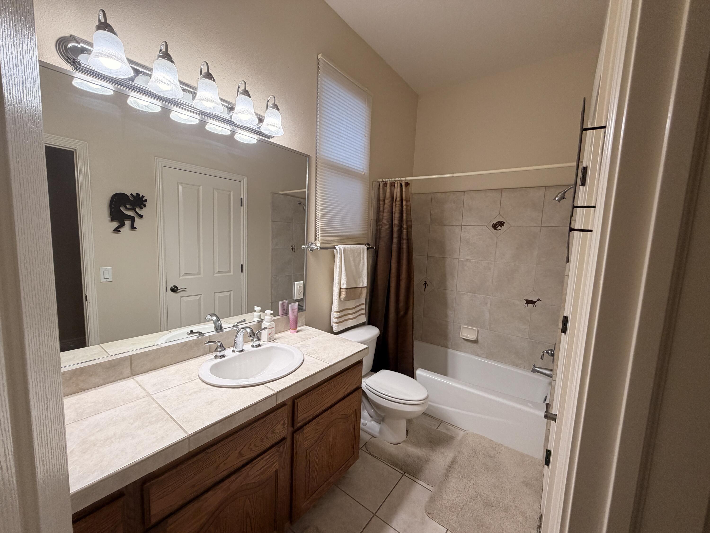 PARADISE CANYON - Residential